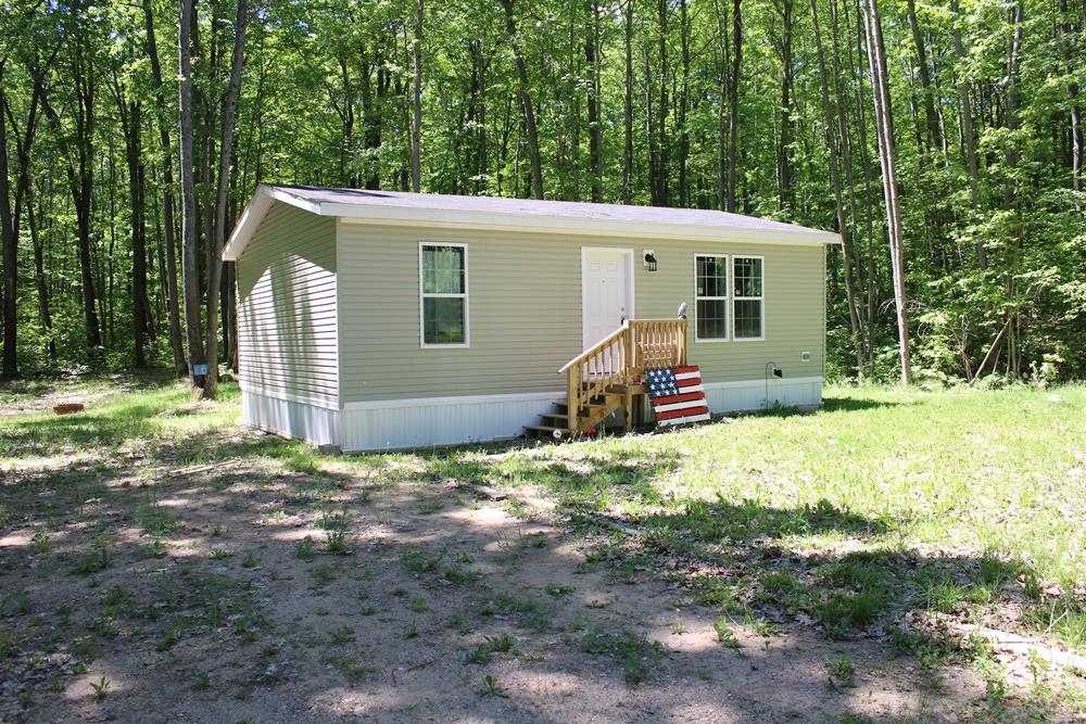 2285 Fawn Circle Property Photo 1