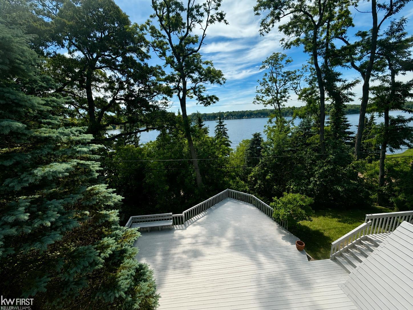 11820 Big Lake Road Property Photo 3