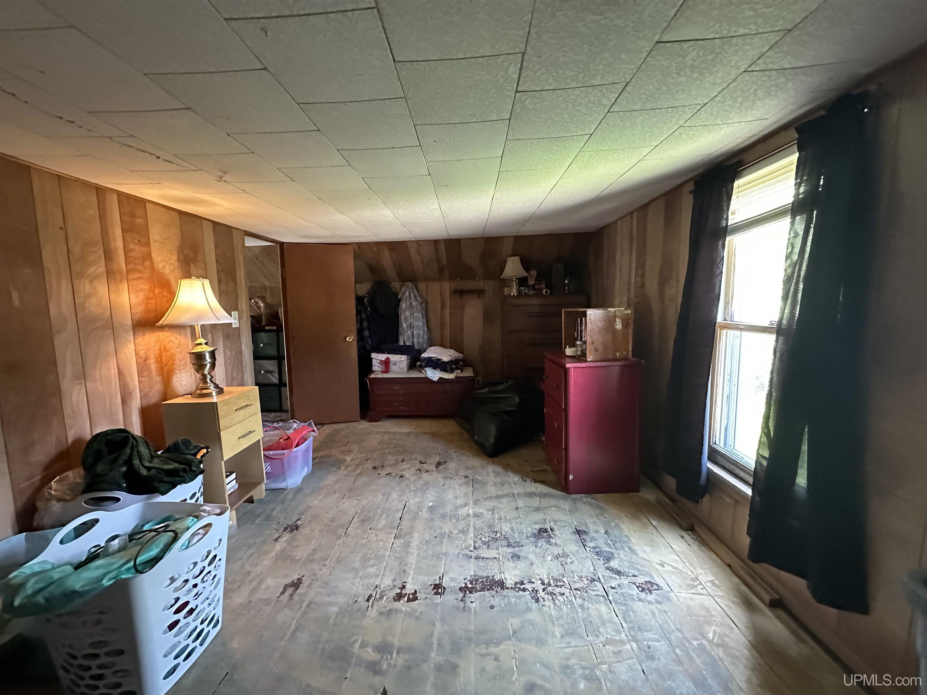 421 & 419 Cary Road Property Photo 15