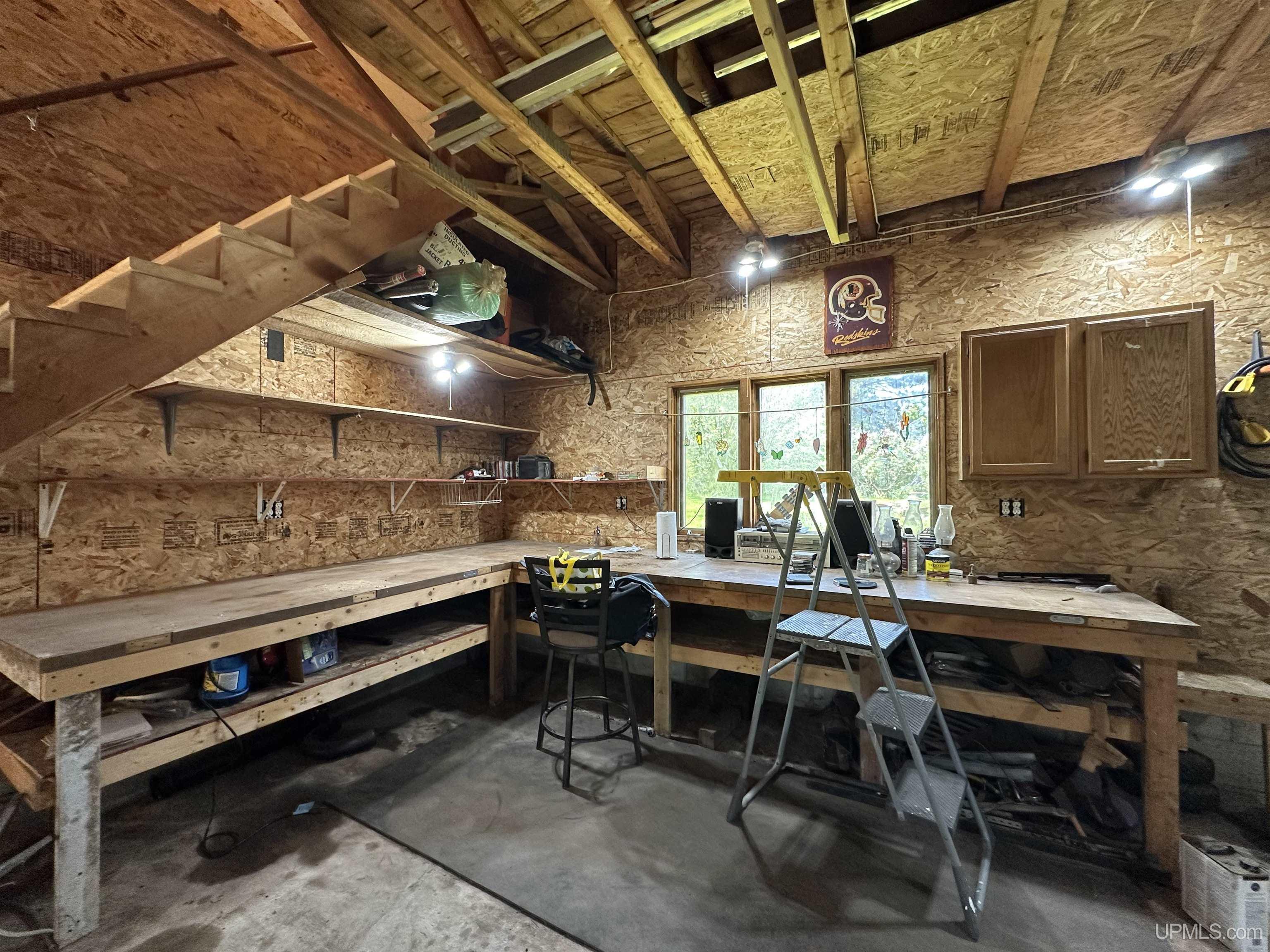 421 & 419 Cary Road Property Photo 40