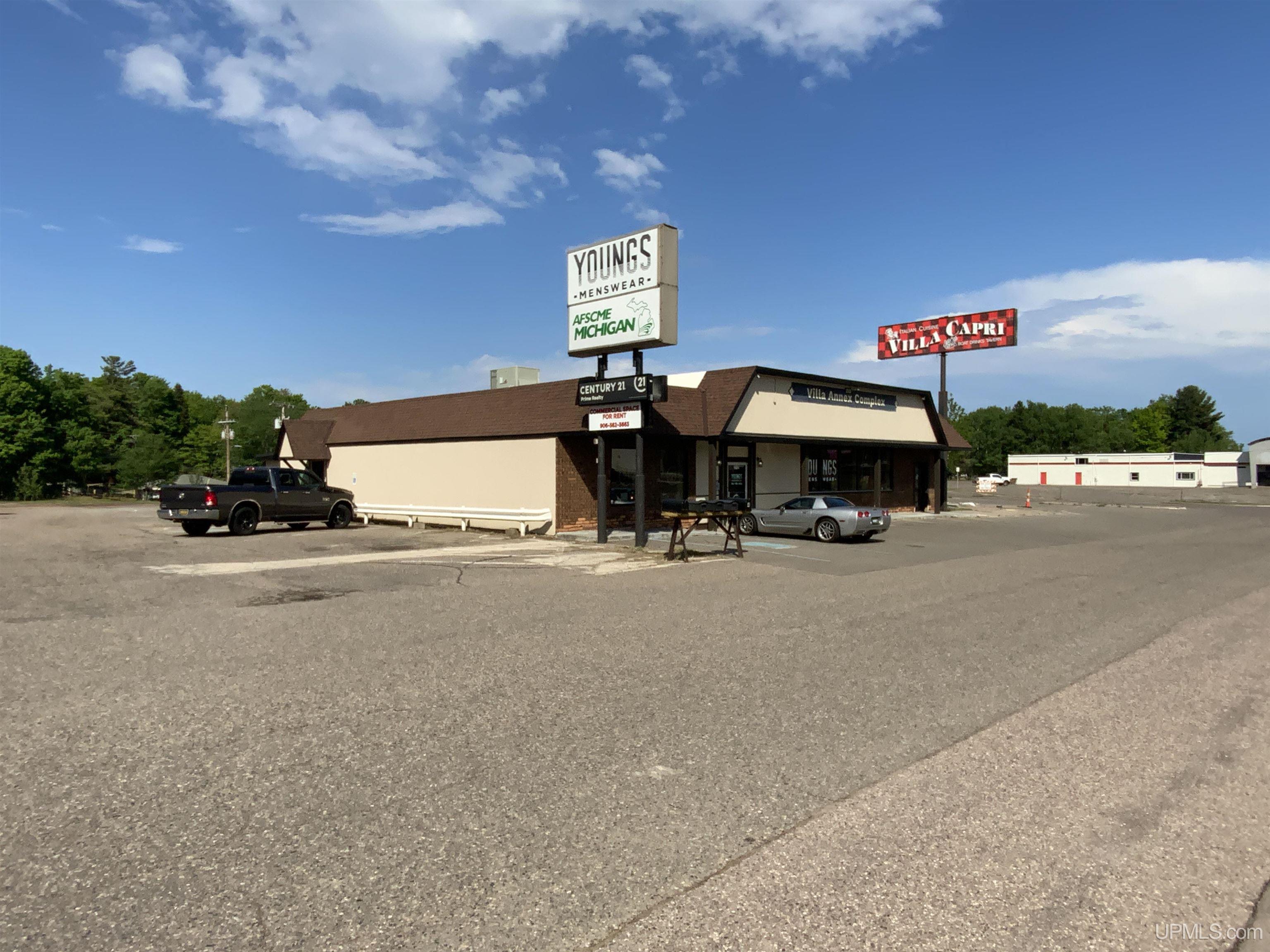 2100 W Us41 Highway Property Photo 27