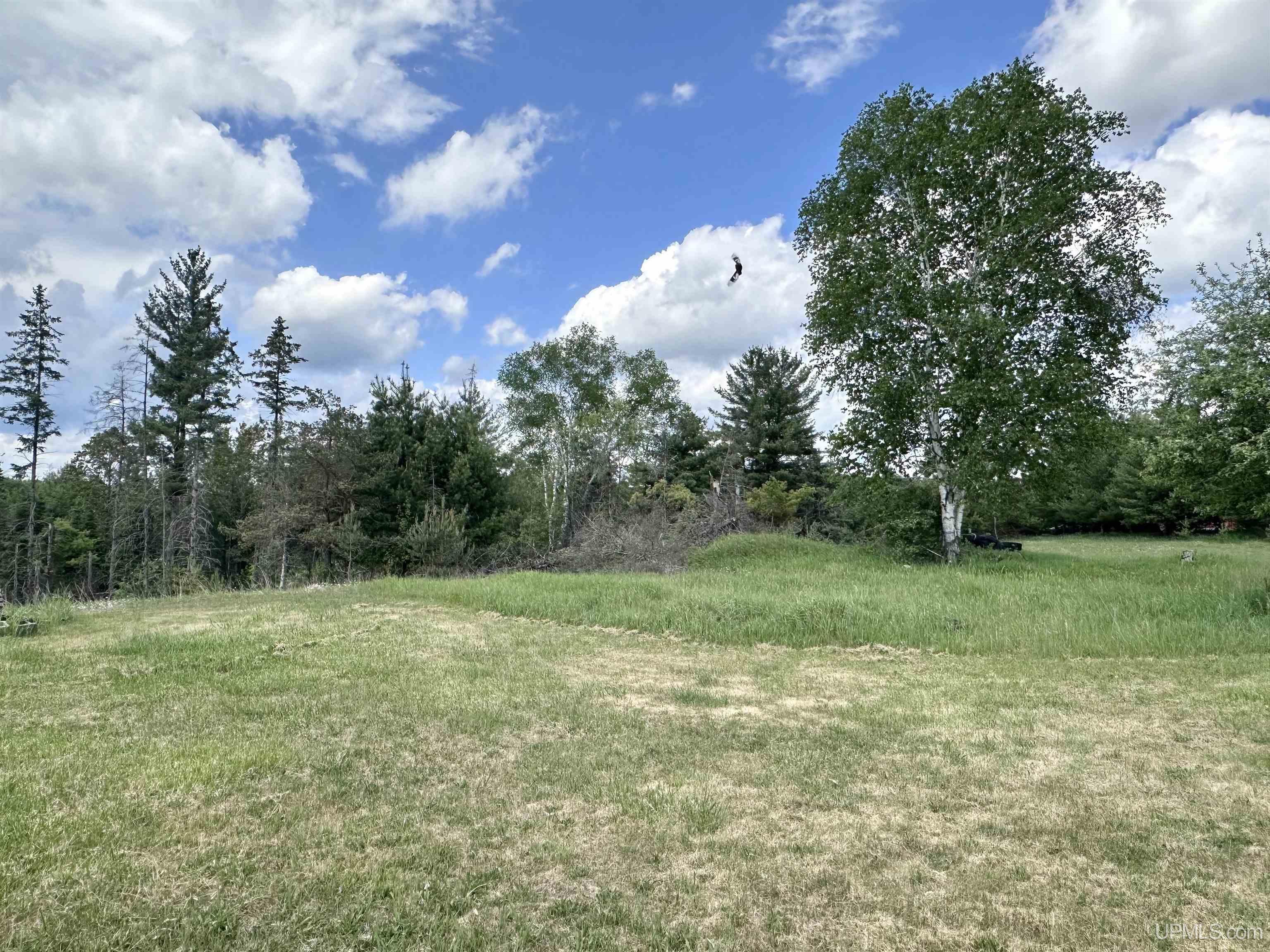 W6240 Us 2 Highway Property Photo 16