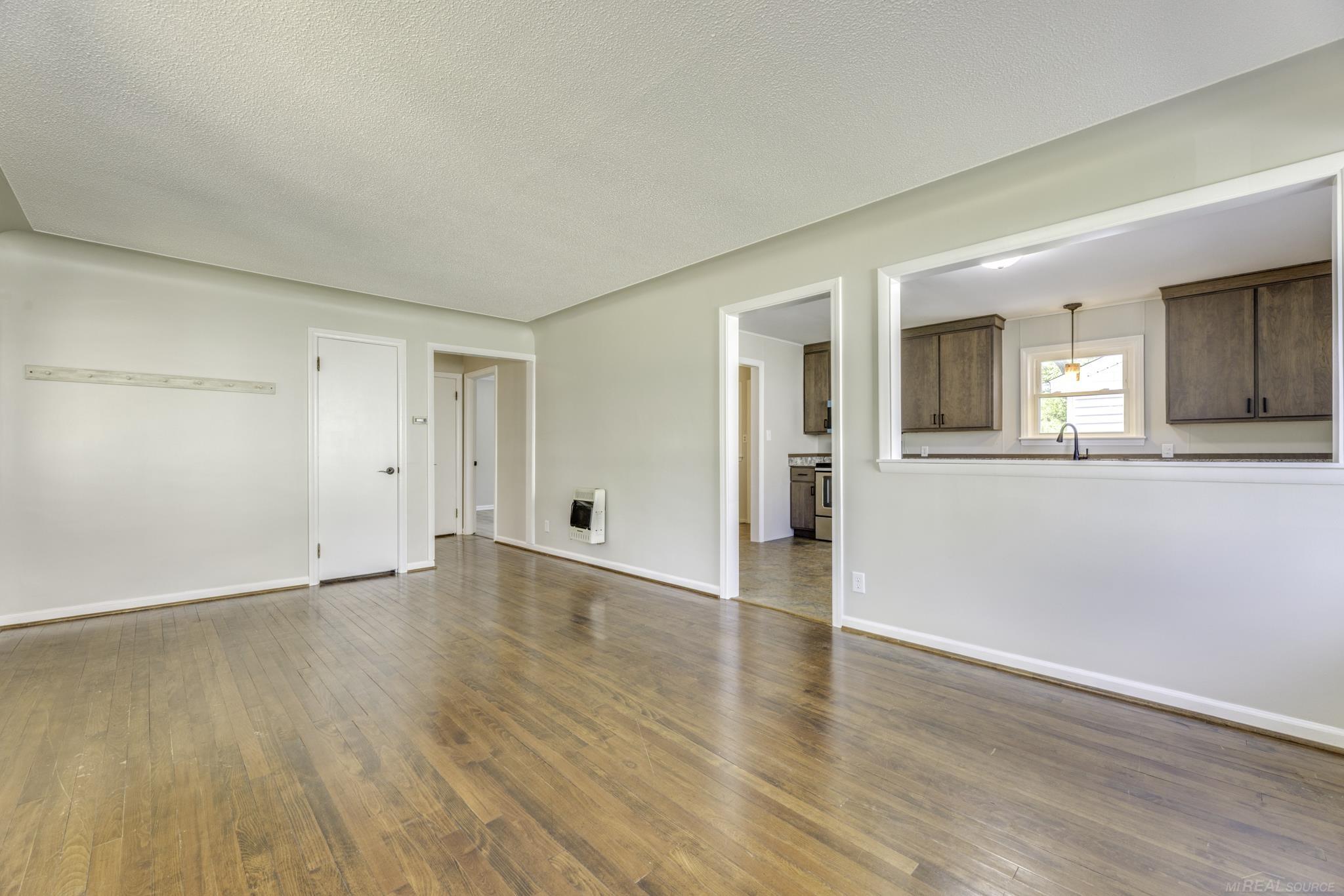 7282 Hubbard Street Property Photo 4