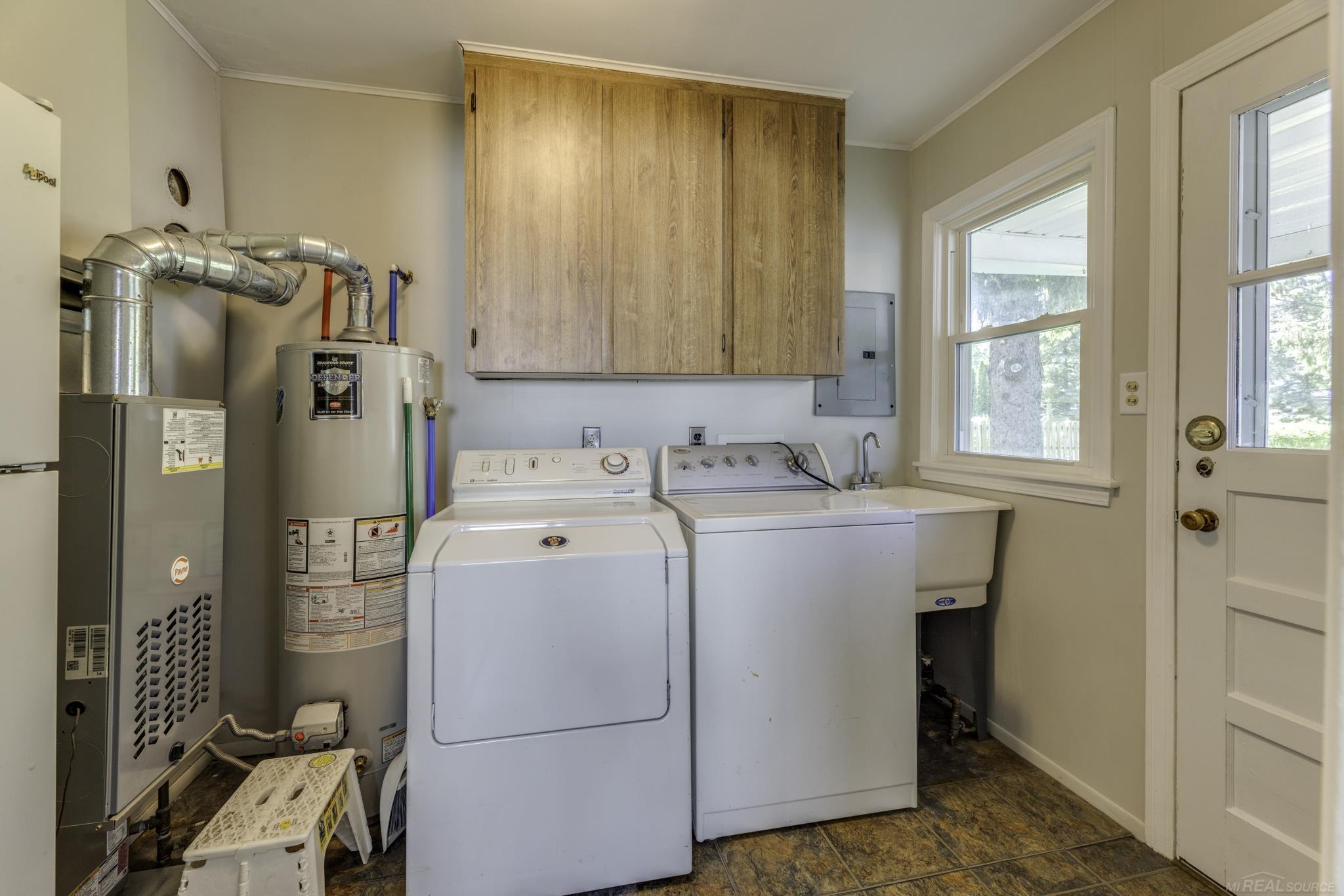 7282 Hubbard Street Property Photo 9