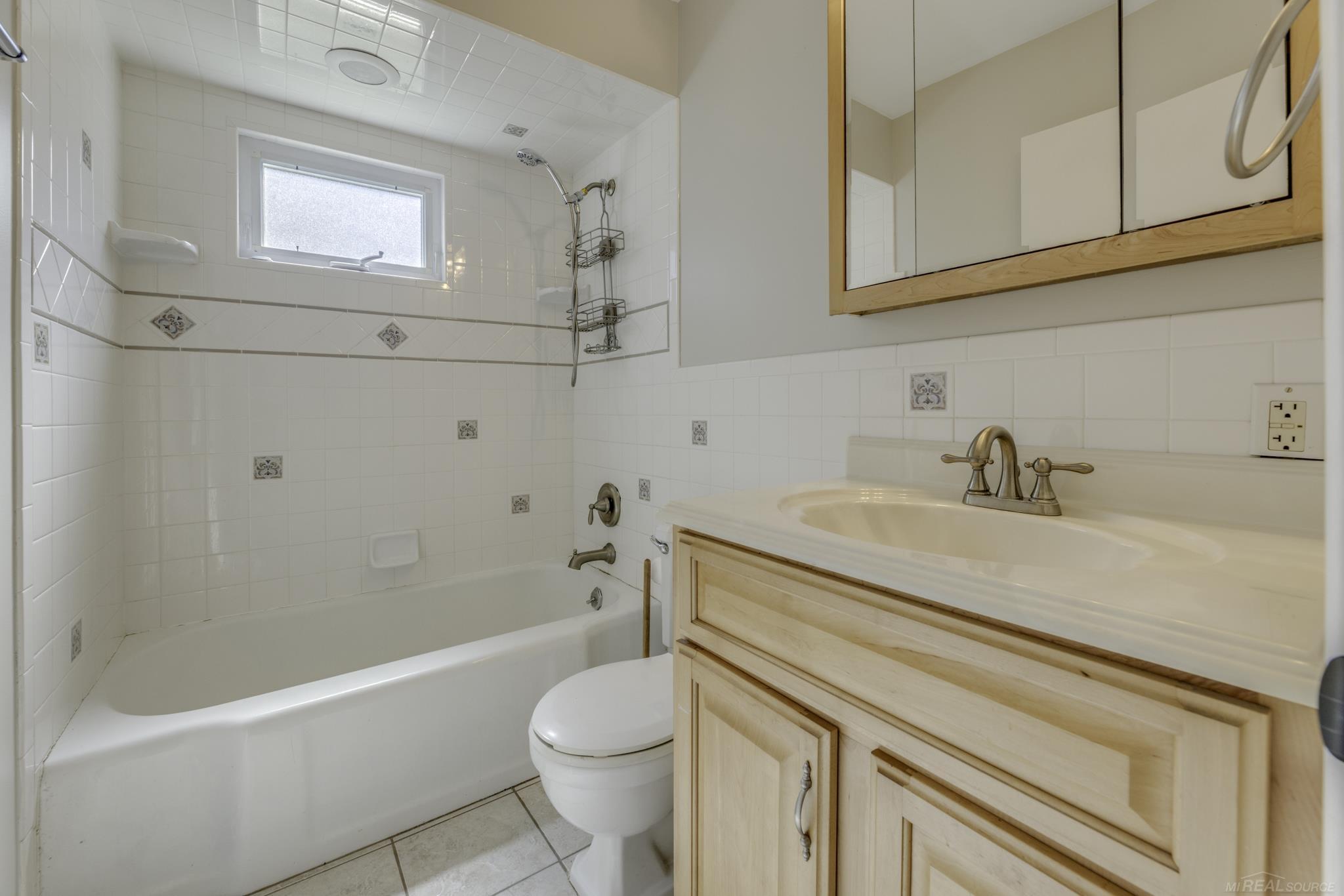 7282 Hubbard Street Property Photo 12