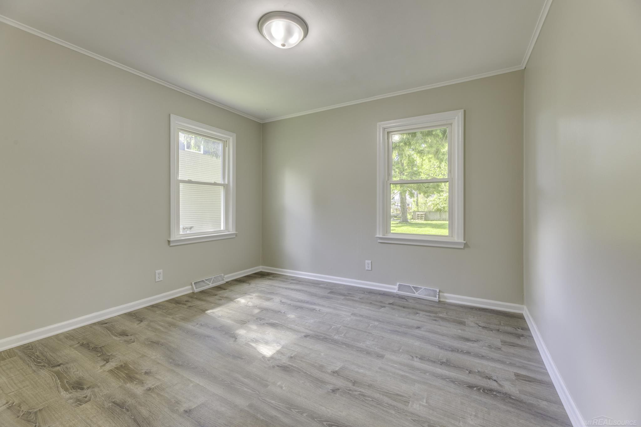7282 Hubbard Street Property Photo 14