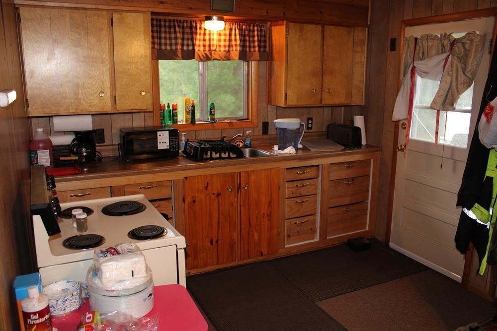 730 W Elder Drive Property Photo 2