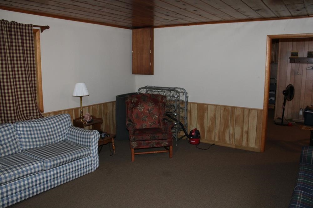 730 W Elder Drive Property Photo 7