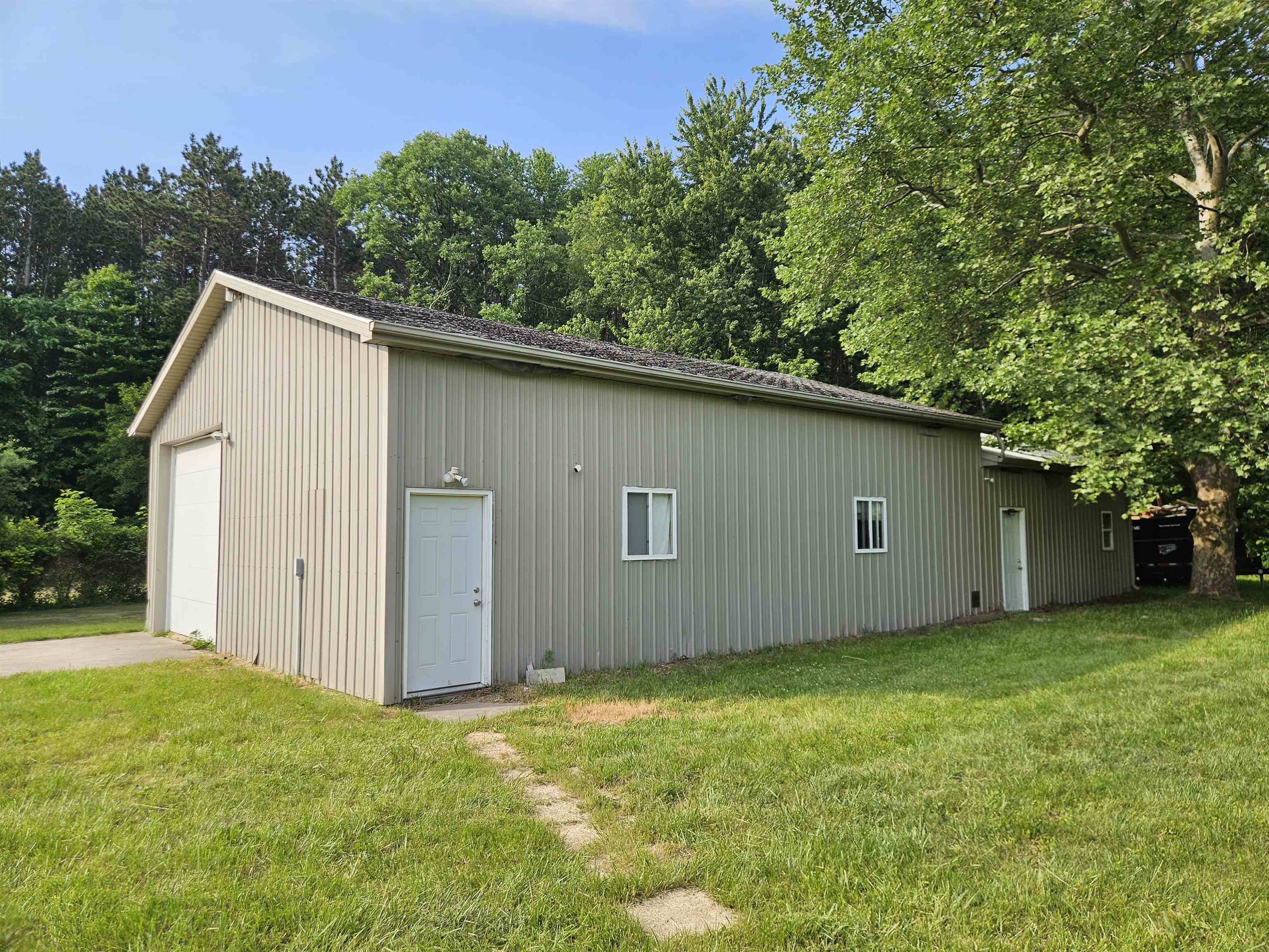 8525 Dixie Highway Property Photo 14