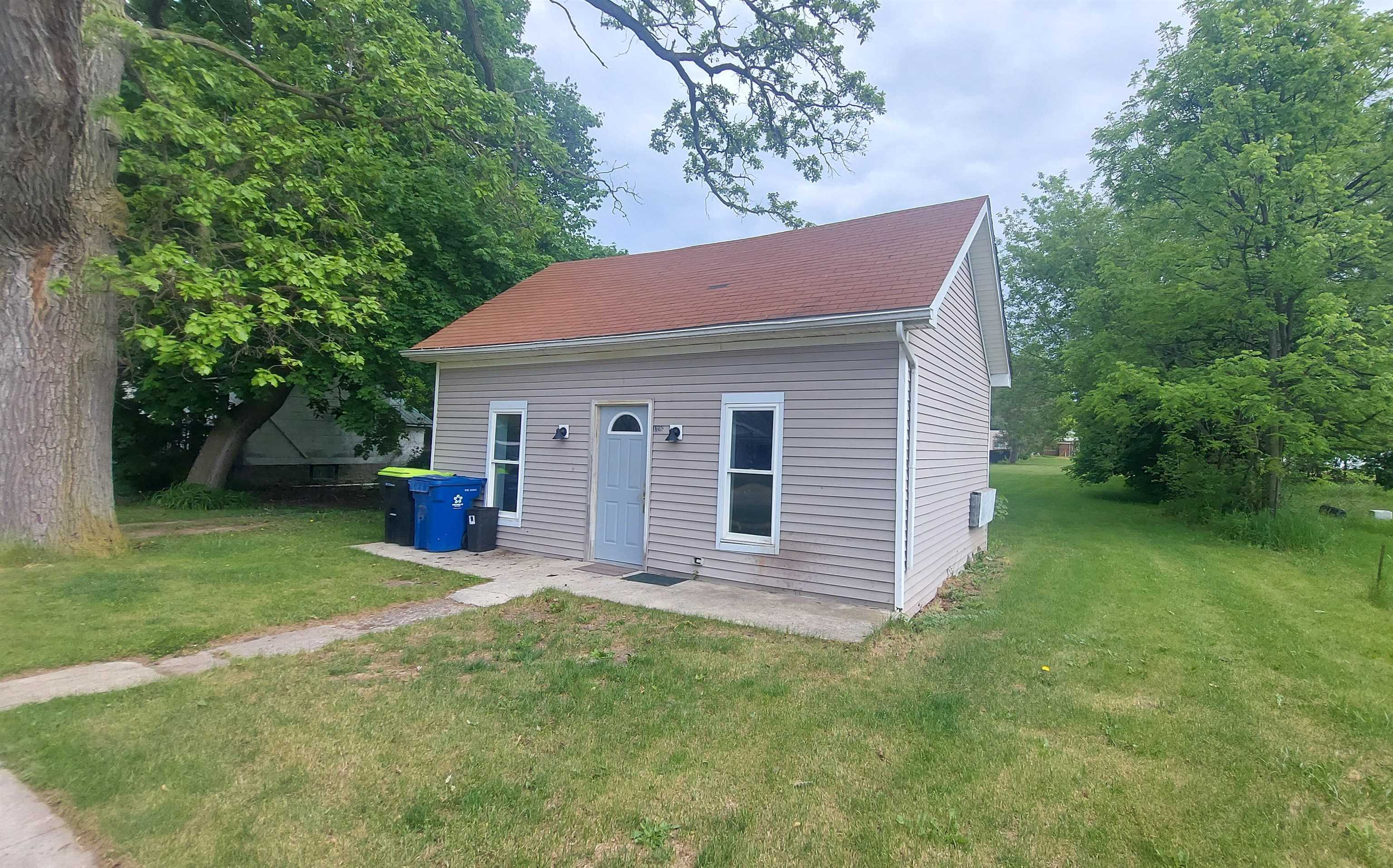 4326 Beach Street Property Photo 1