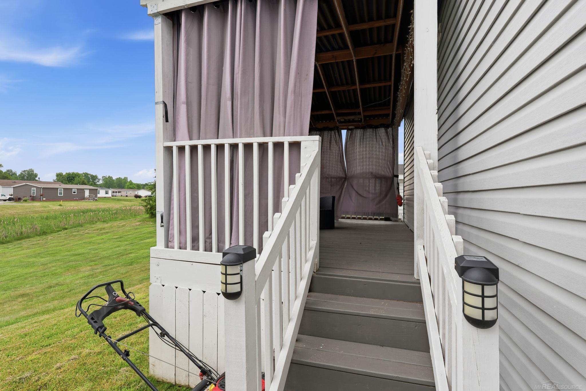58520 Brookside Drive Property Photo 24