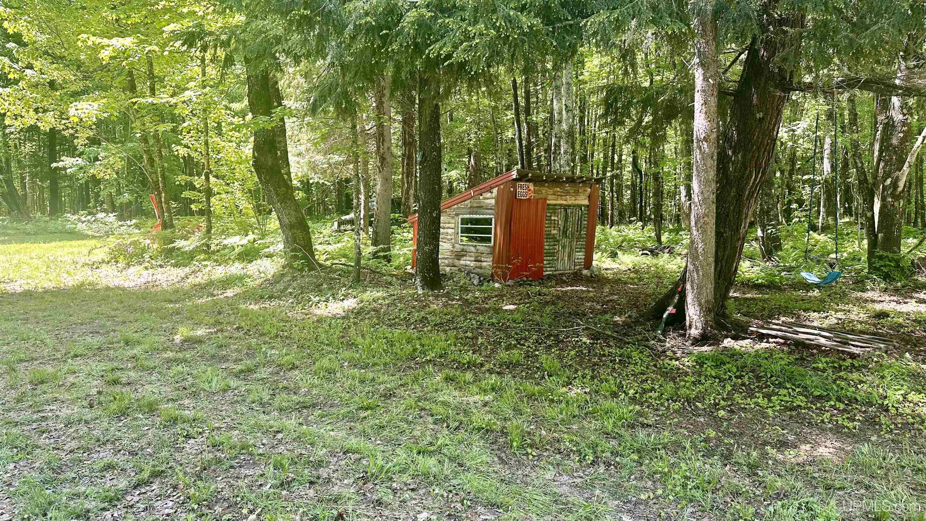 7450 Northwestern Road Property Photo 3