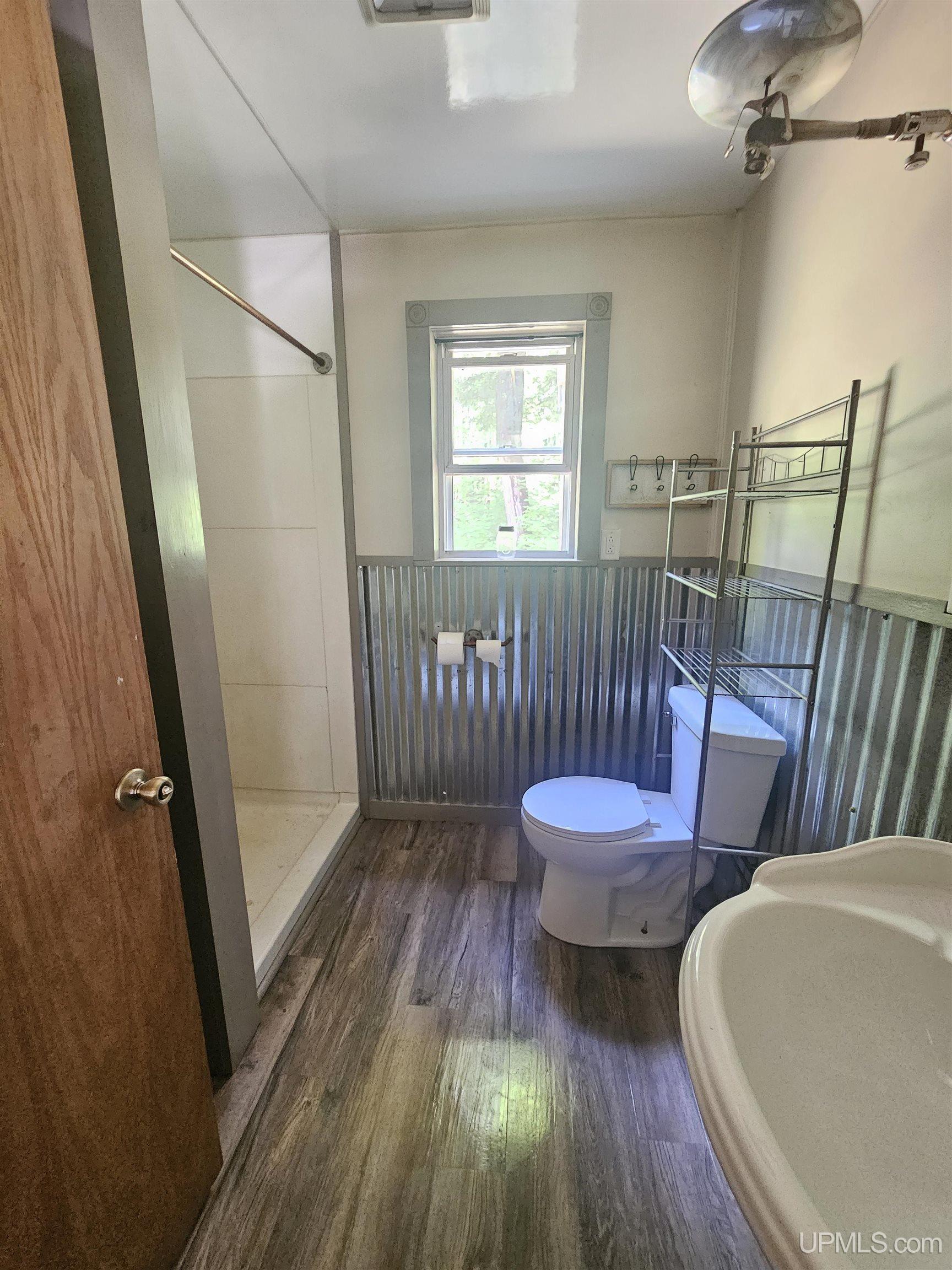 7450 Northwestern Road Property Photo 24