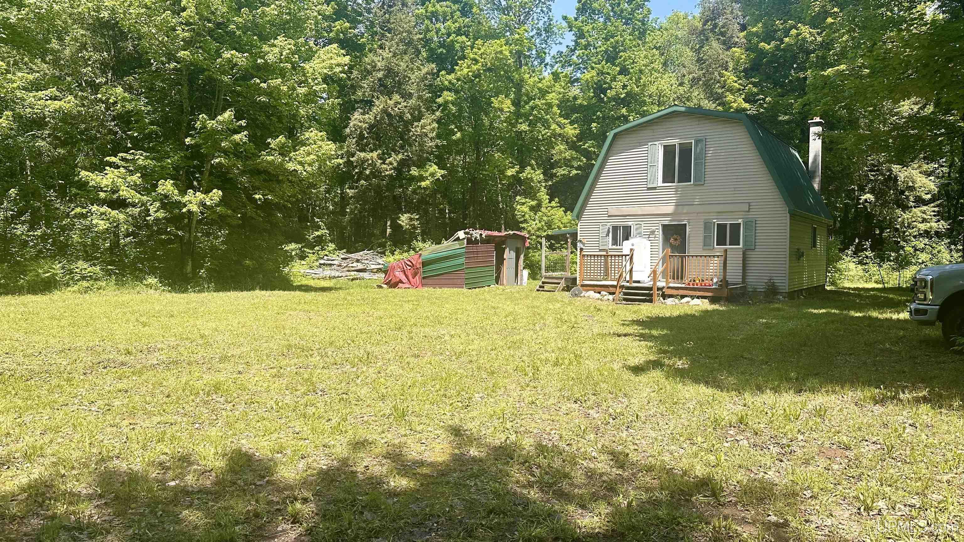 7450 Northwestern Road Property Photo 28