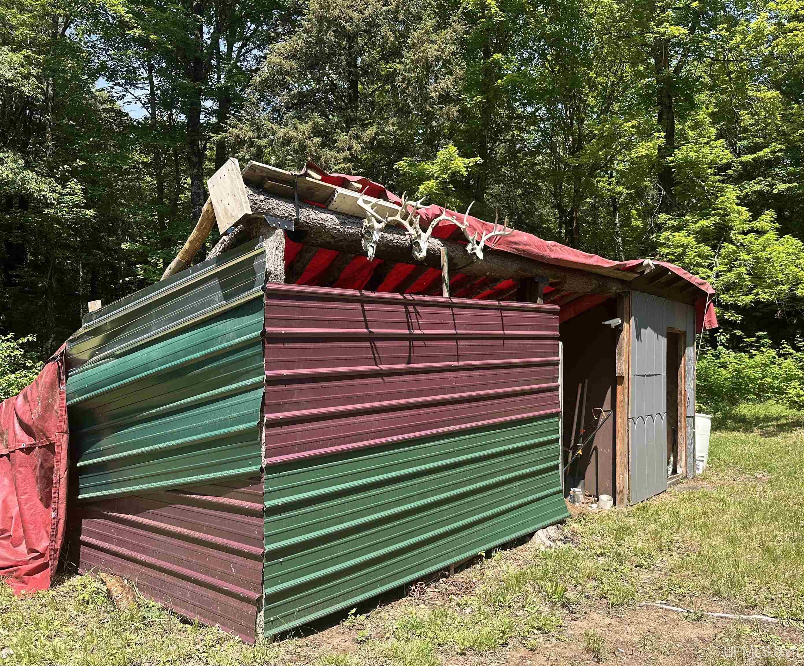 7450 Northwestern Road Property Photo 41