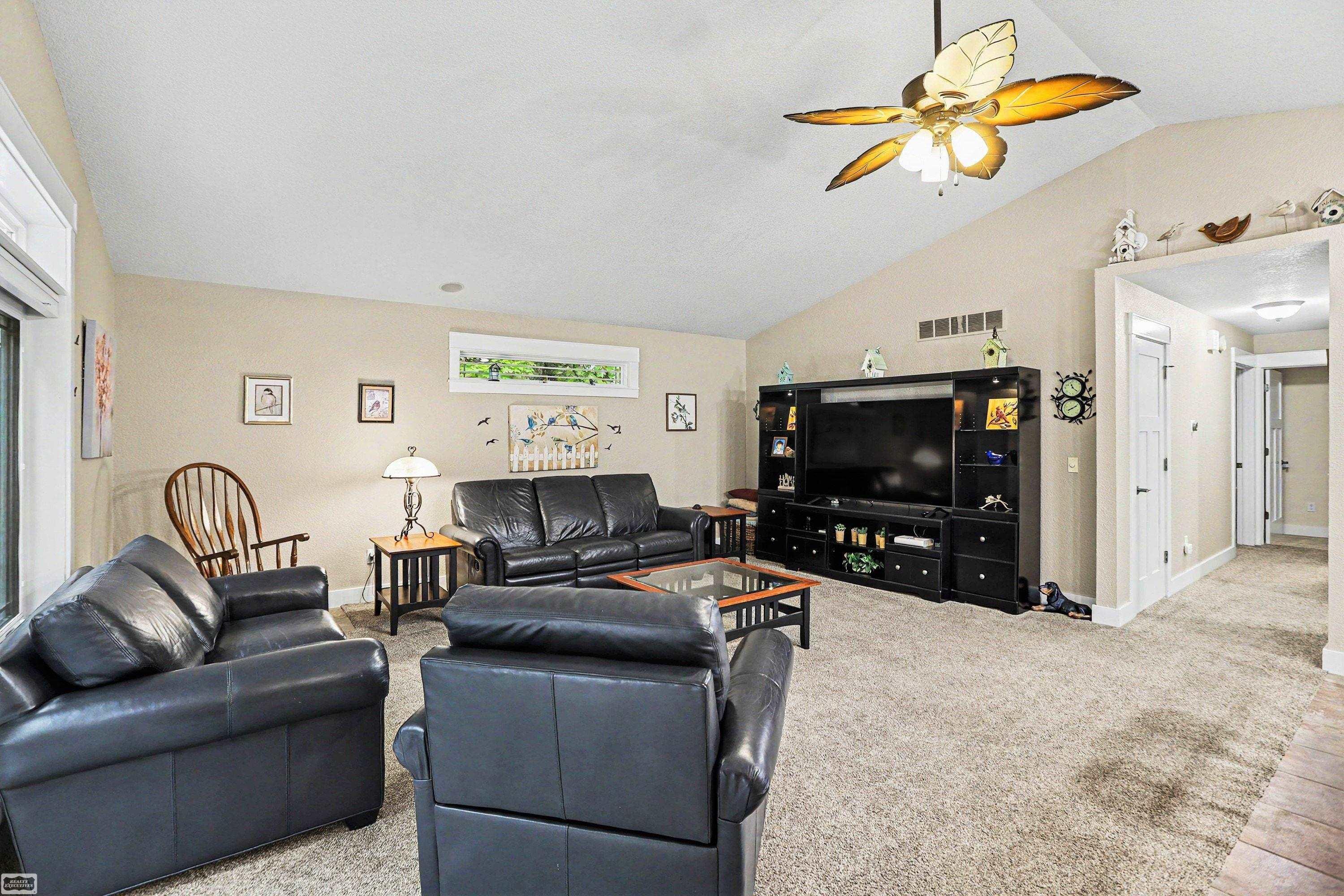 7903 Macatawa Trail Property Photo 5