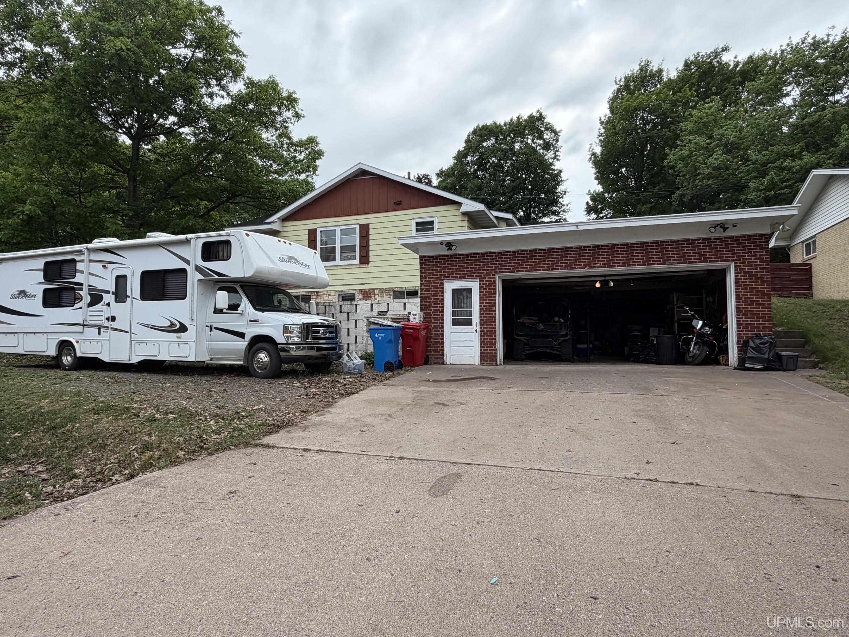 315 Seilo Avenue Property Photo 2