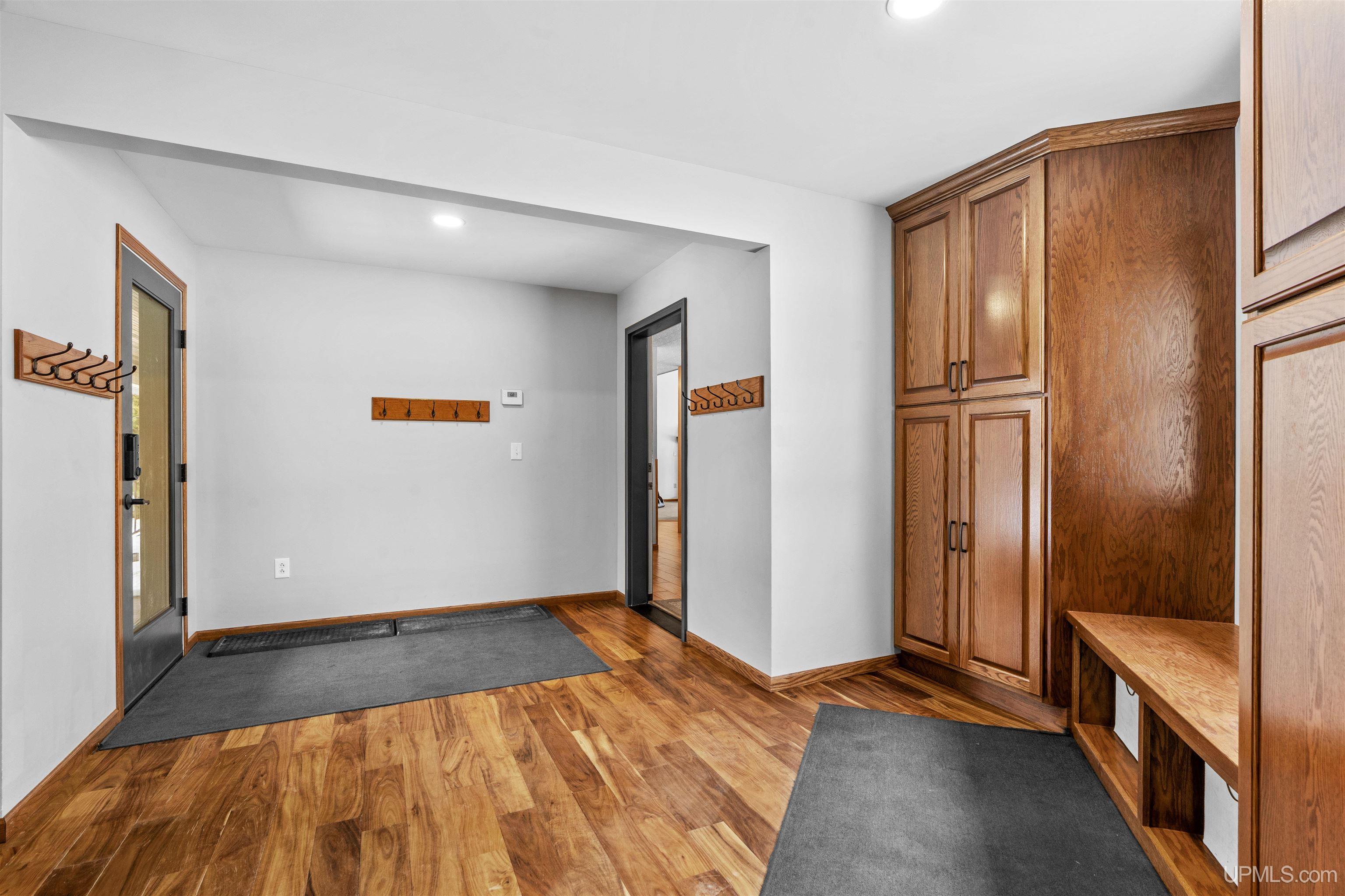 47212 Main Street Property Photo 21