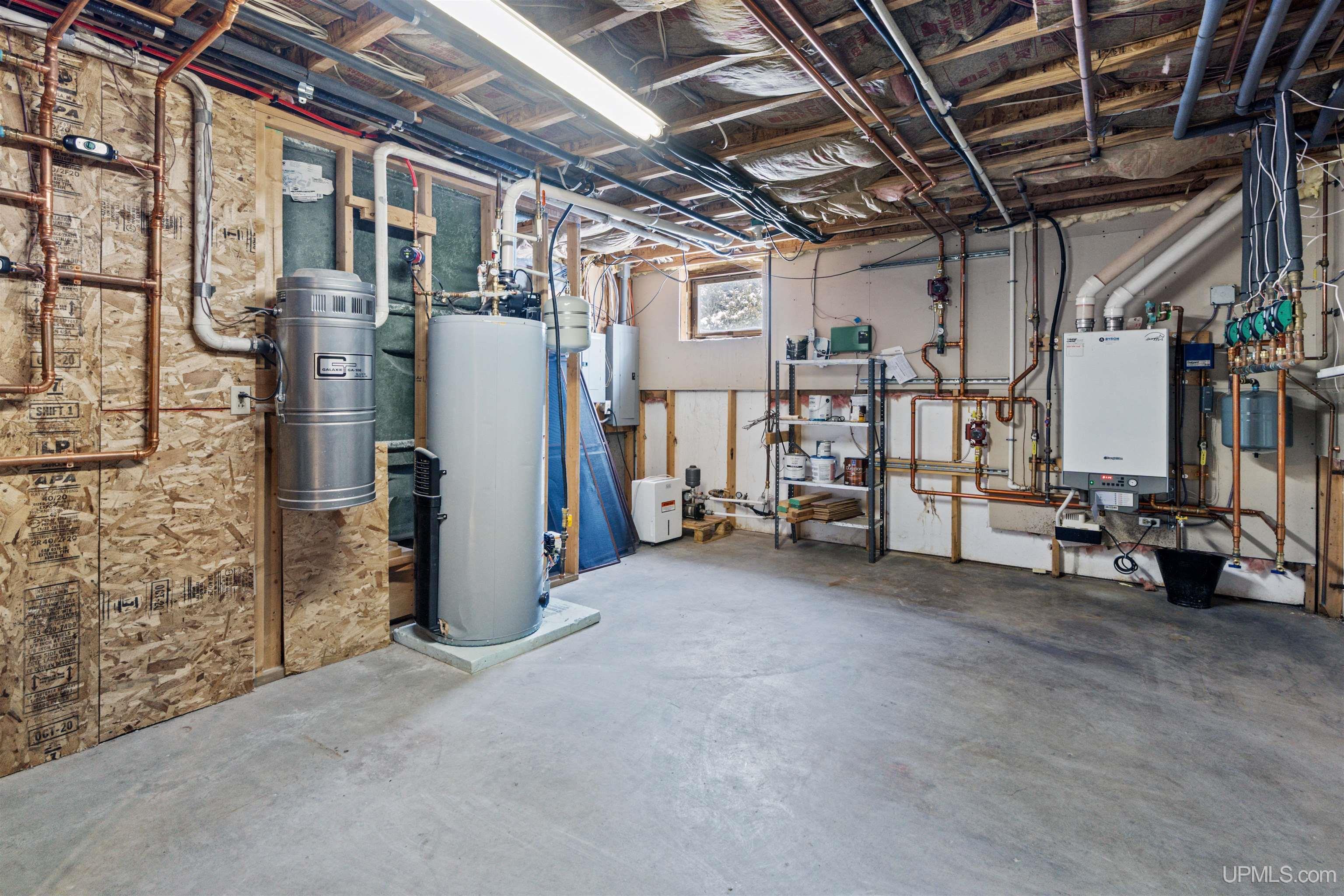 47212 Main Street Property Photo 47