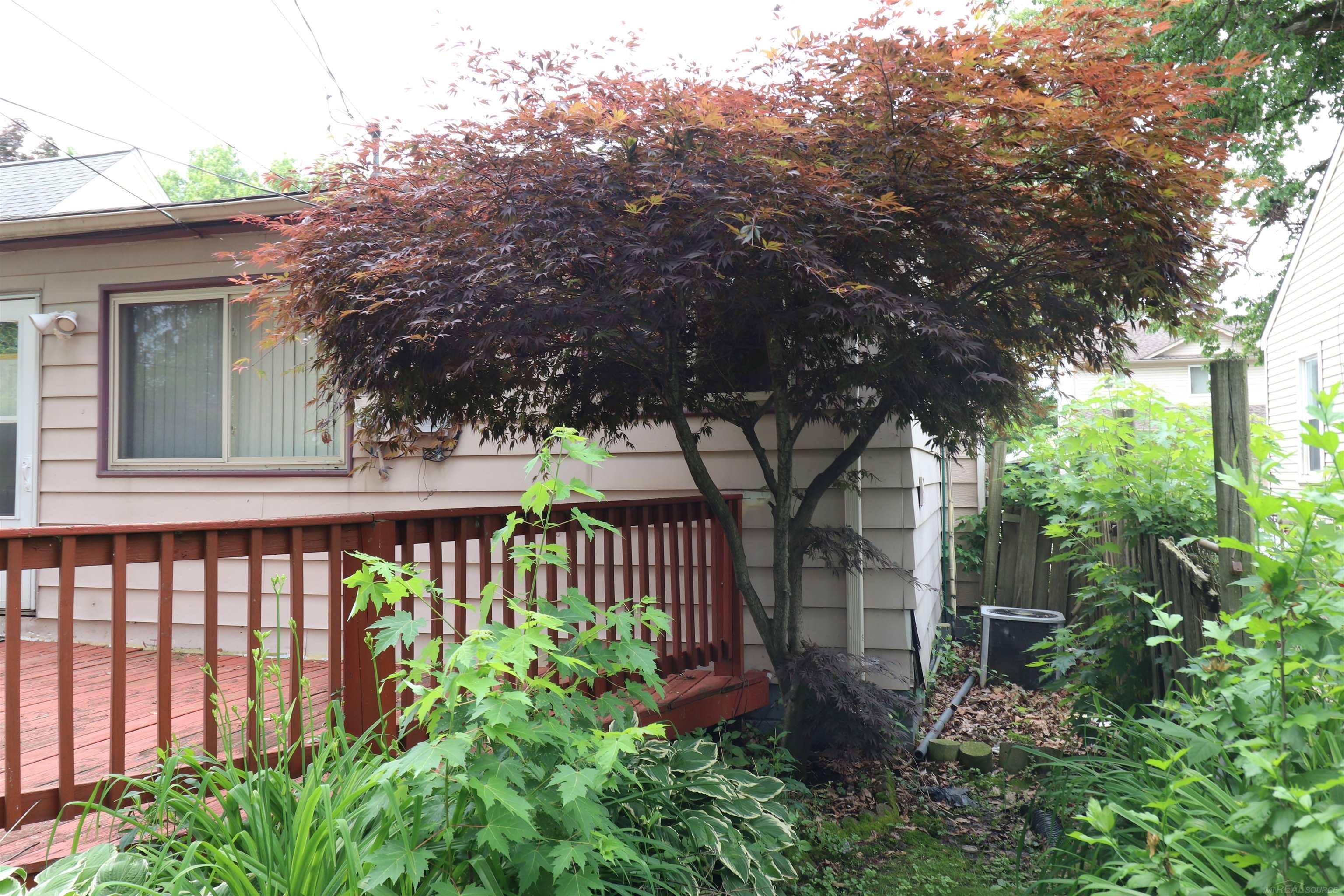 24252 Tuscany Street Property Photo 25
