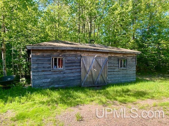 1875 E Little Lake Road Property Photo 5