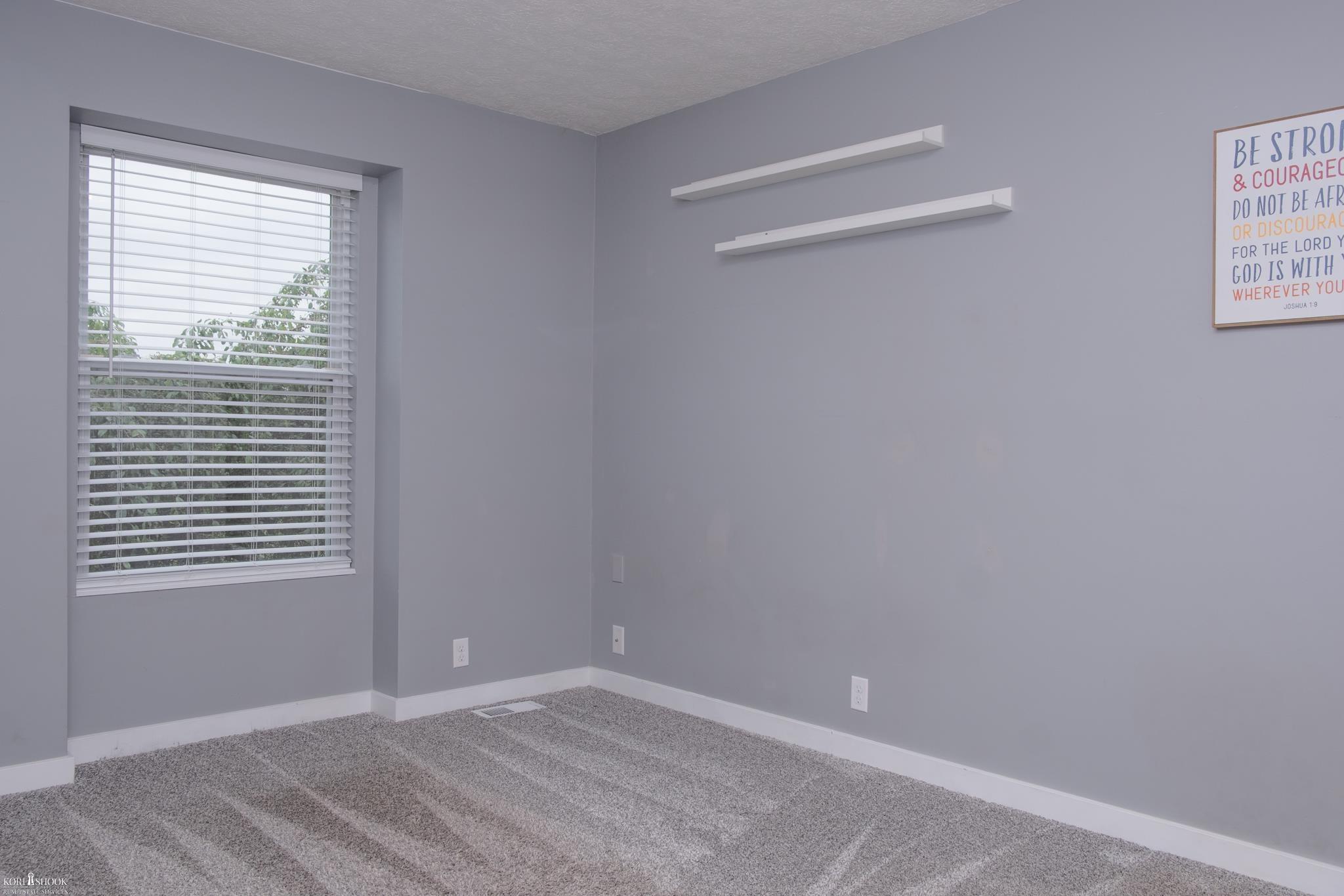 1445 W North Street Property Photo 20