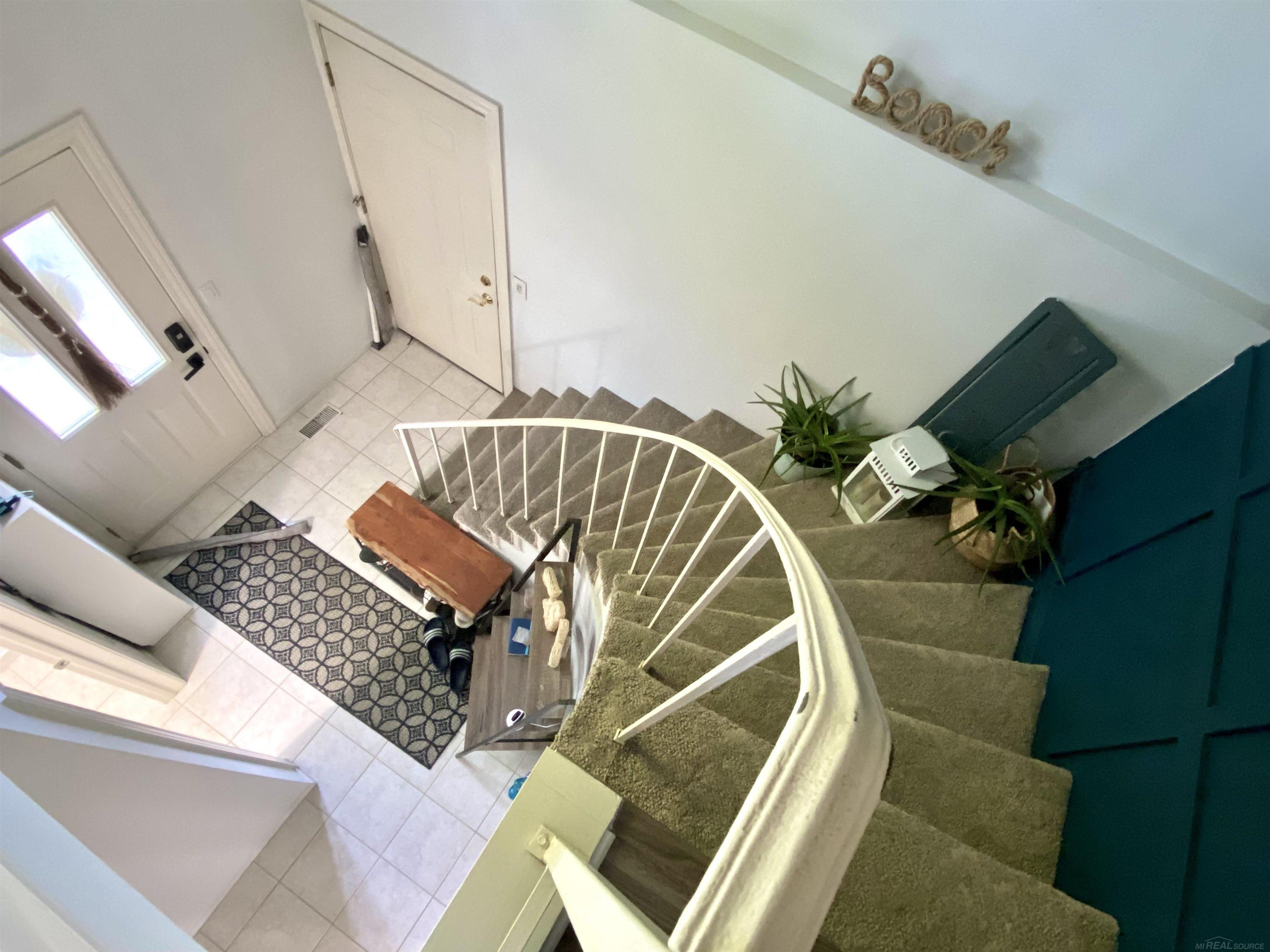 2330 Hillendale Drive Property Photo 16