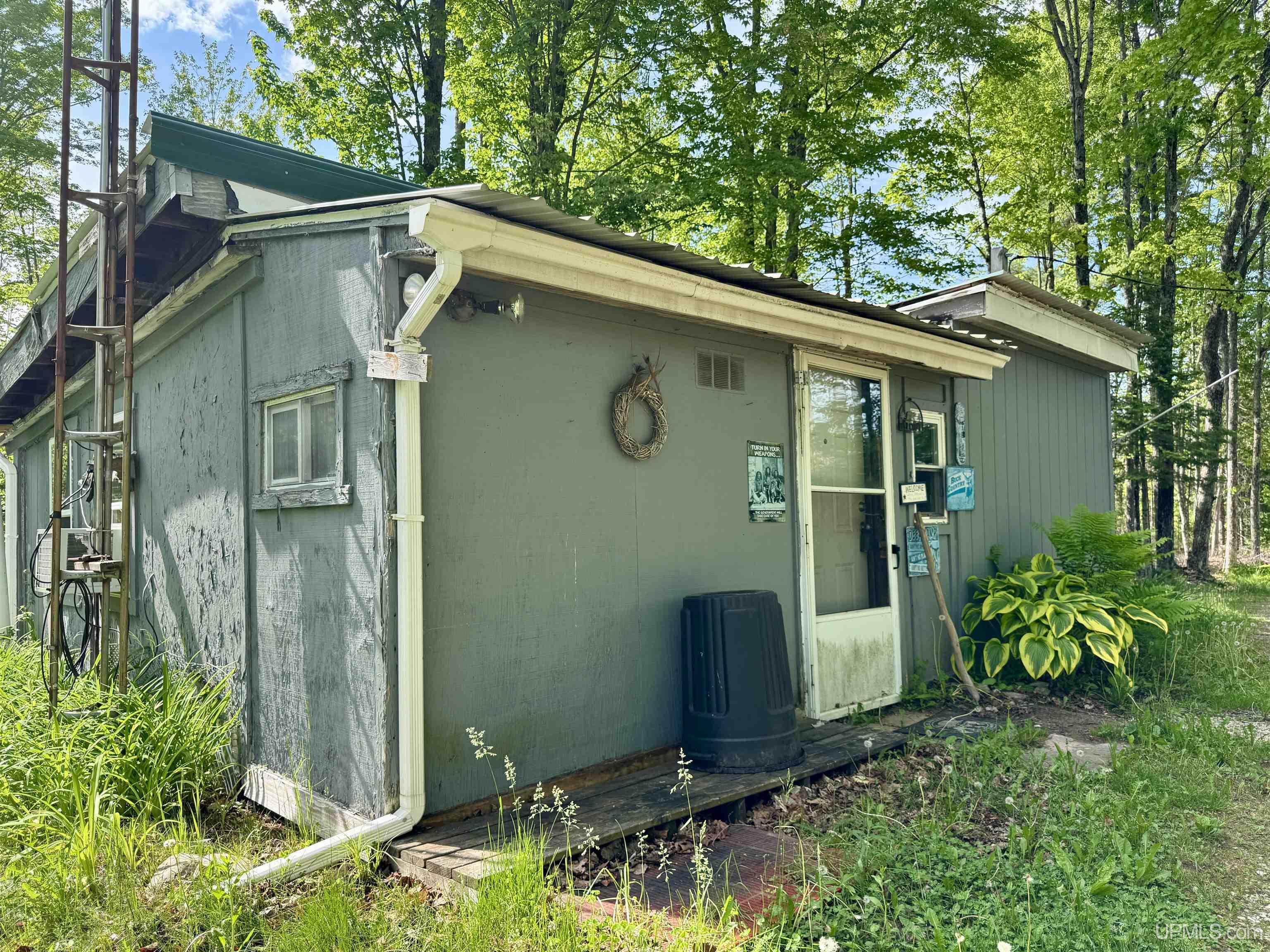 3601 Cr444 Road Property Photo 1