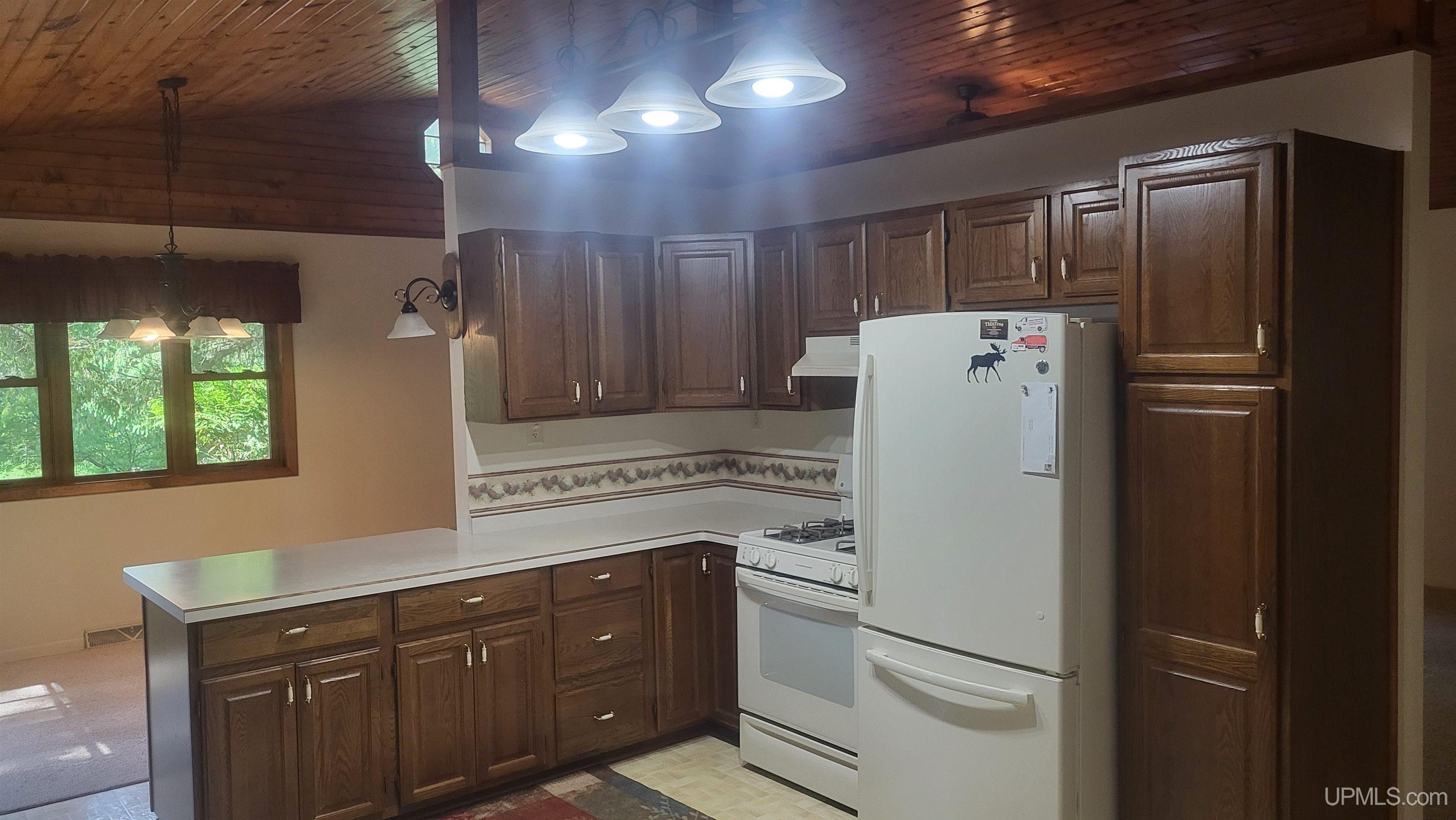 N9332 Deer Lake Road Property Photo 4