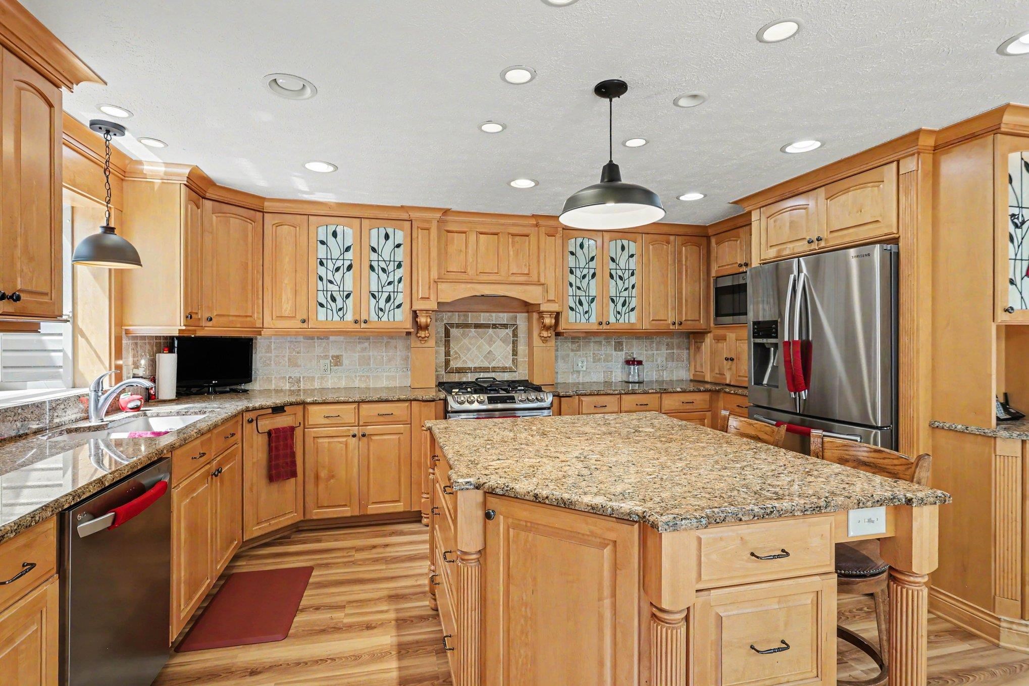 2632 E Pineoak Court Property Photo 21