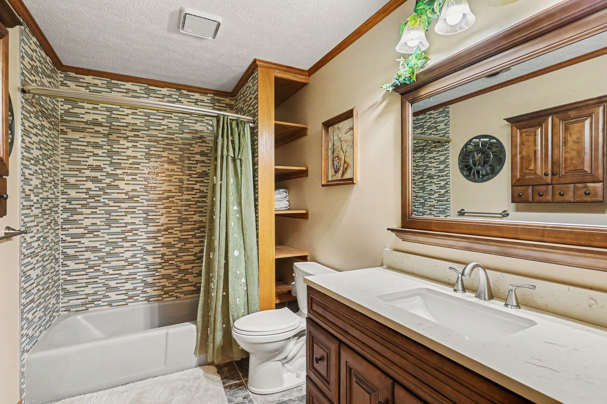 2632 E Pineoak Court Property Photo 40