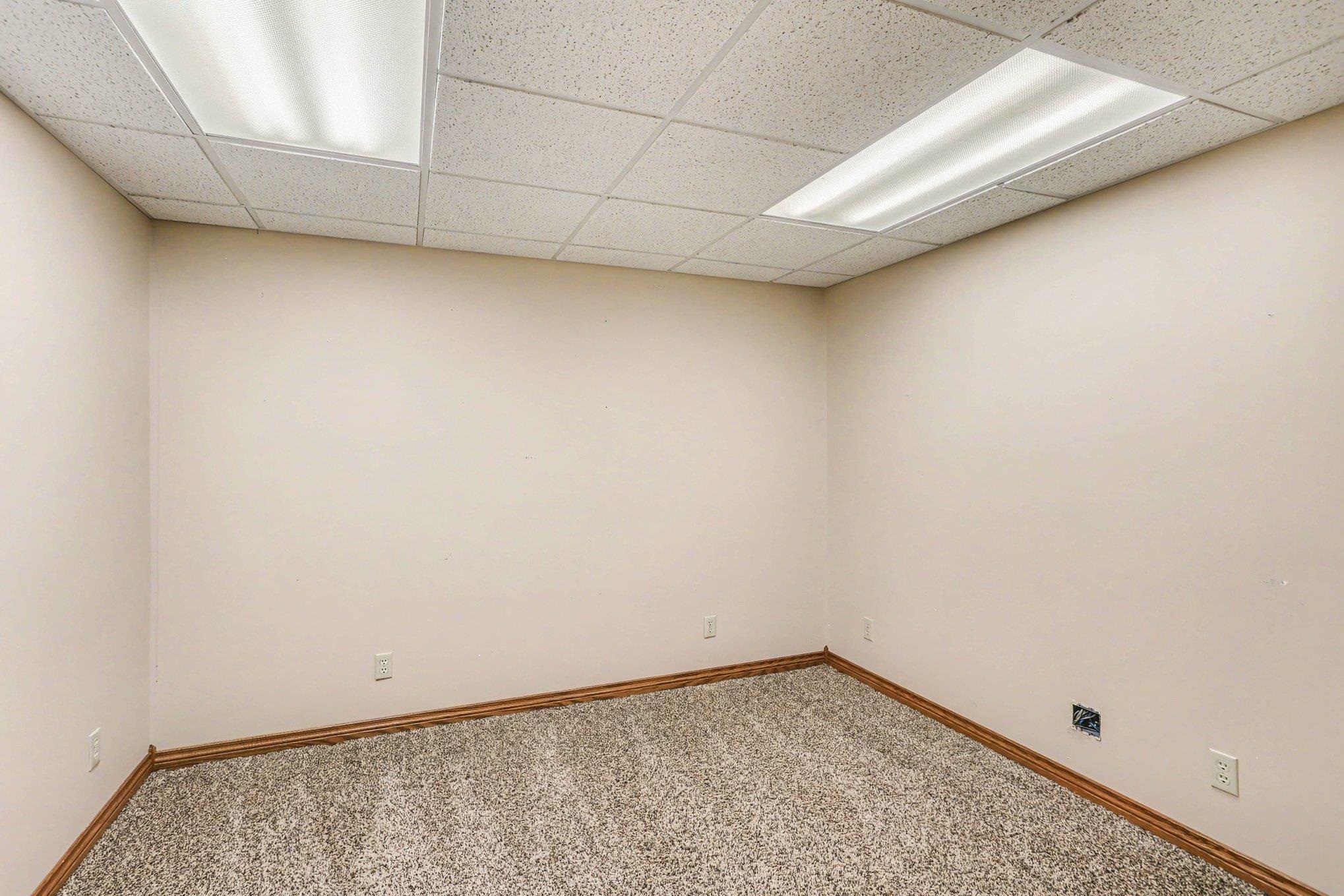 2632 E Pineoak Court Property Photo 43