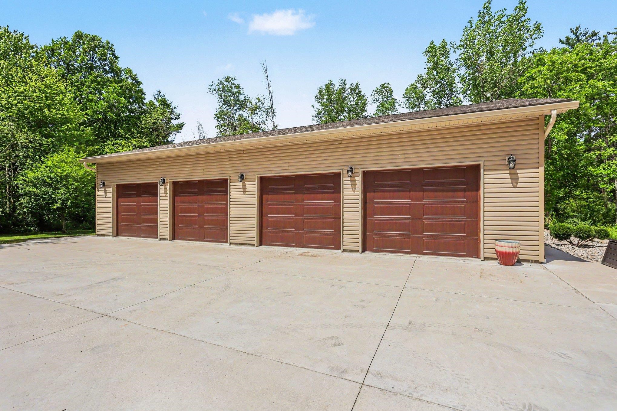 2632 E Pineoak Court Property Photo 72