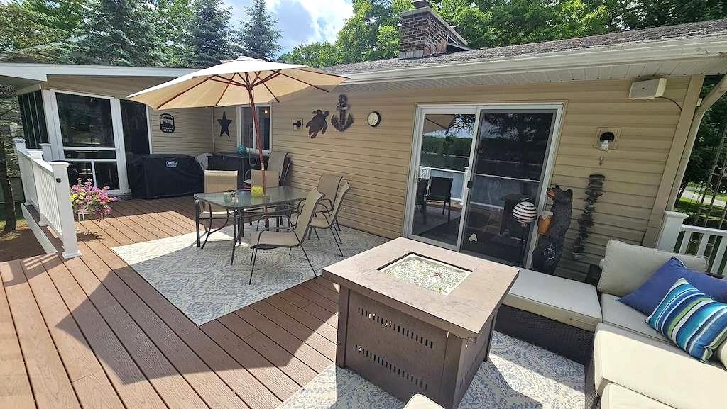 4966 Prince Court Property Photo 12