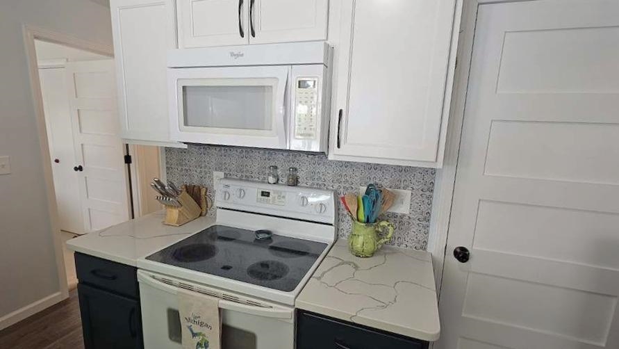 4966 Prince Court Property Photo 30