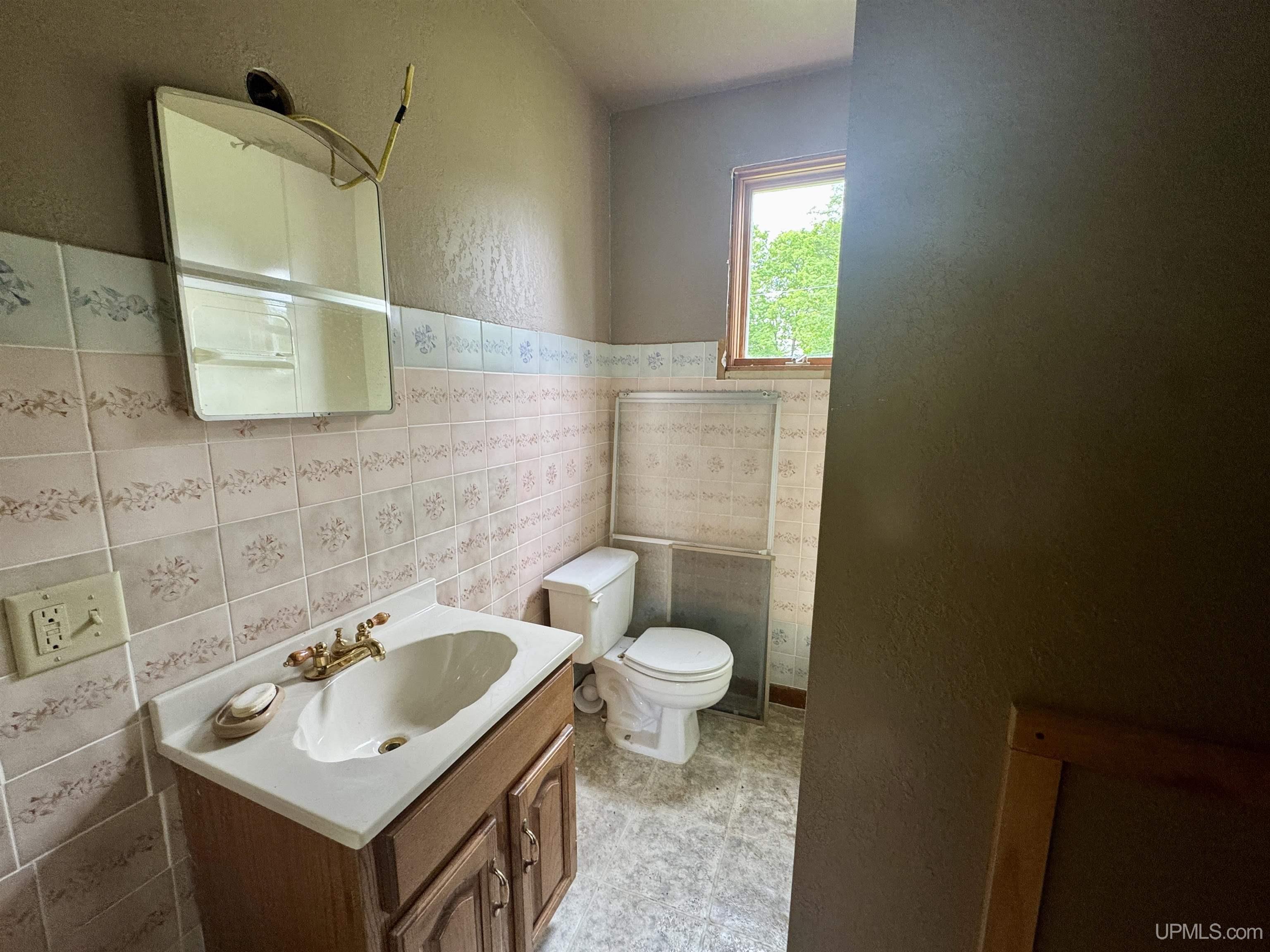 417 3rd Street Property Photo 14