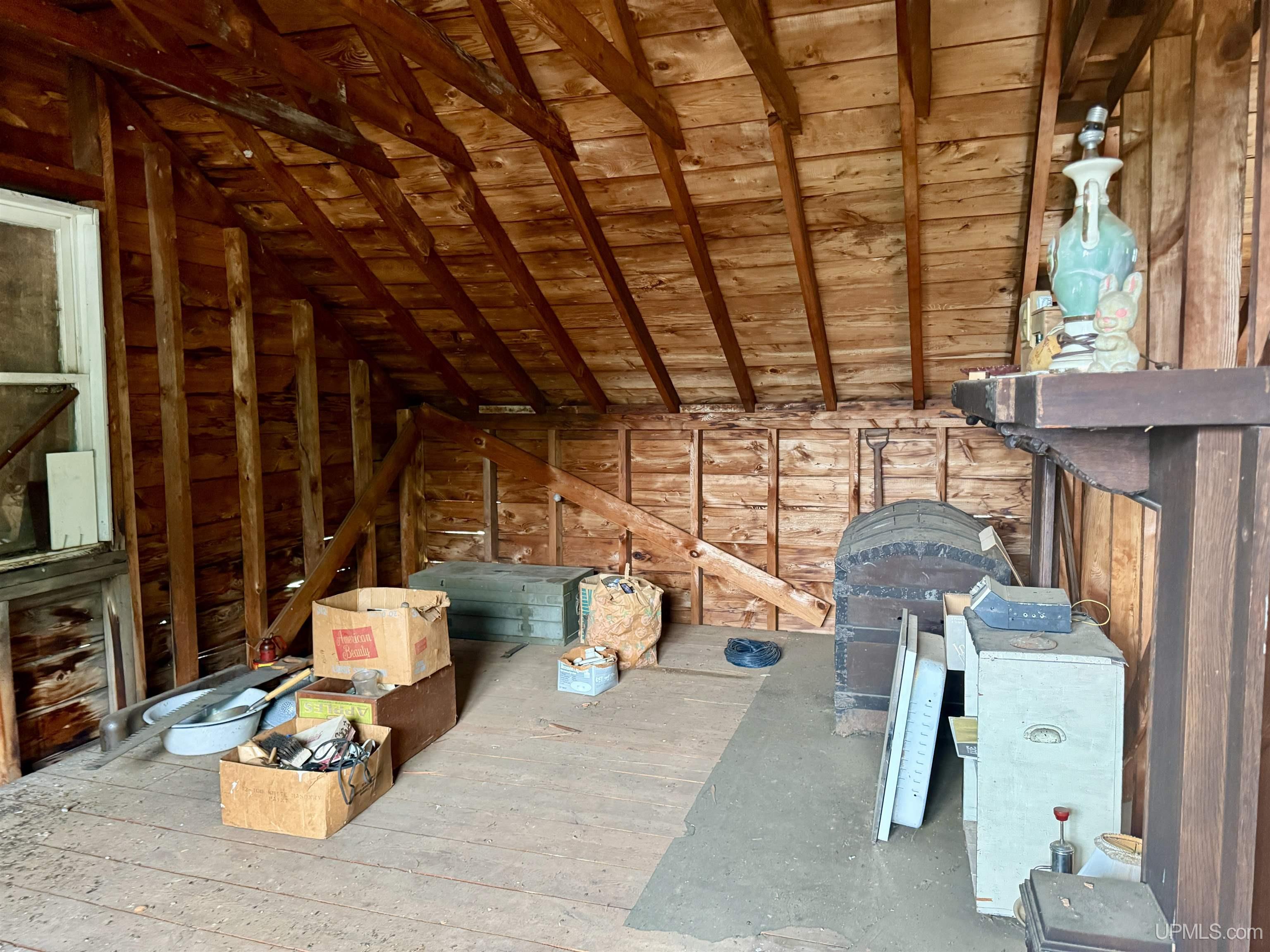 417 3rd Street Property Photo 17