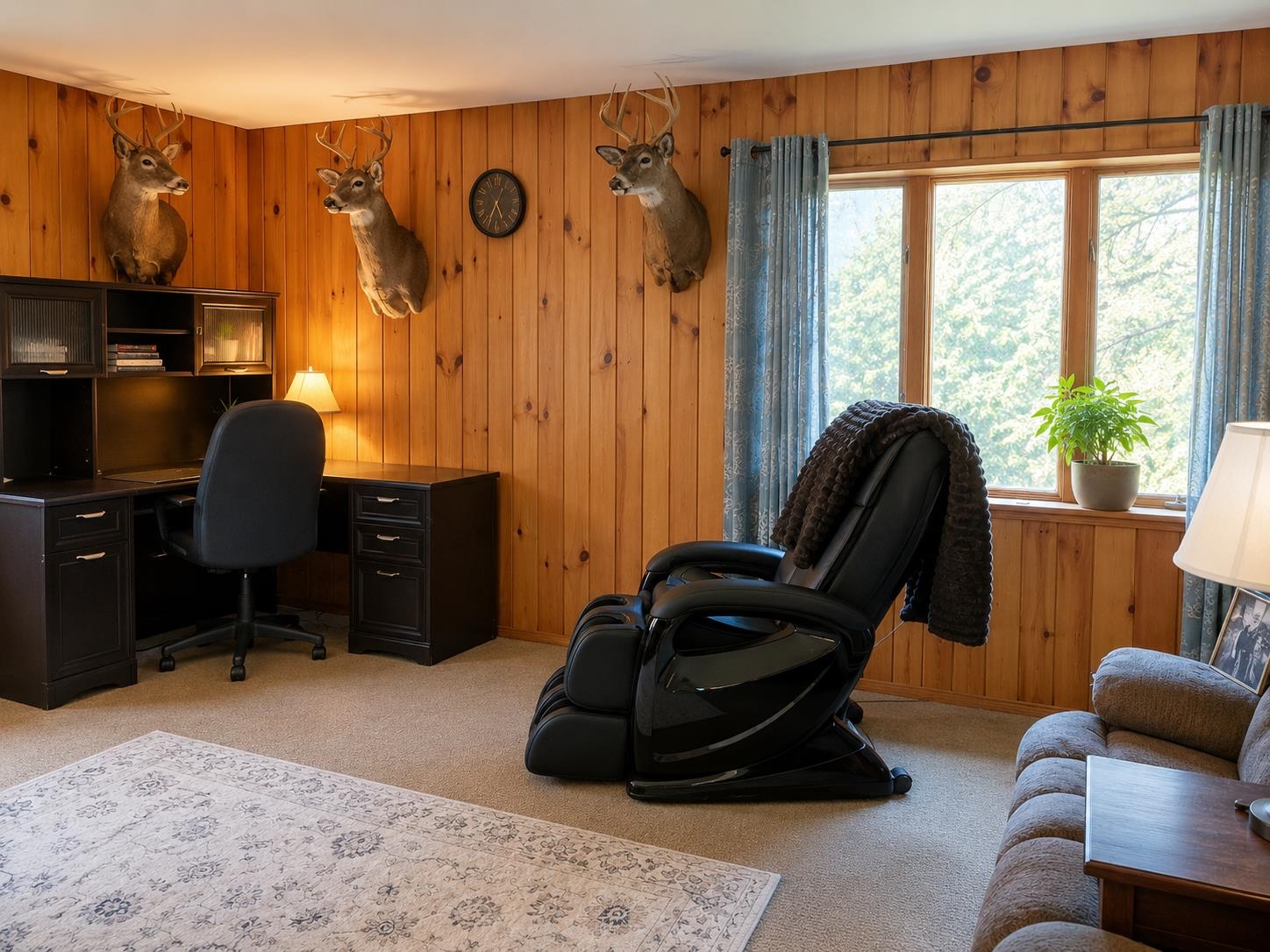 9170 W Gladwin Road Property Photo 2