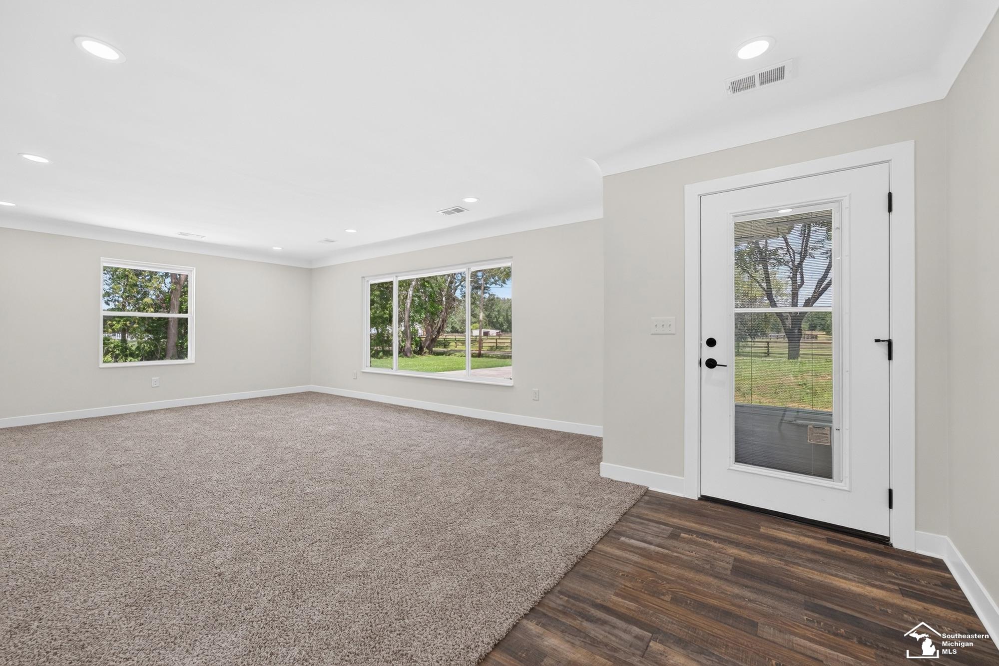 29055 Bredow Avenue Property Photo 4