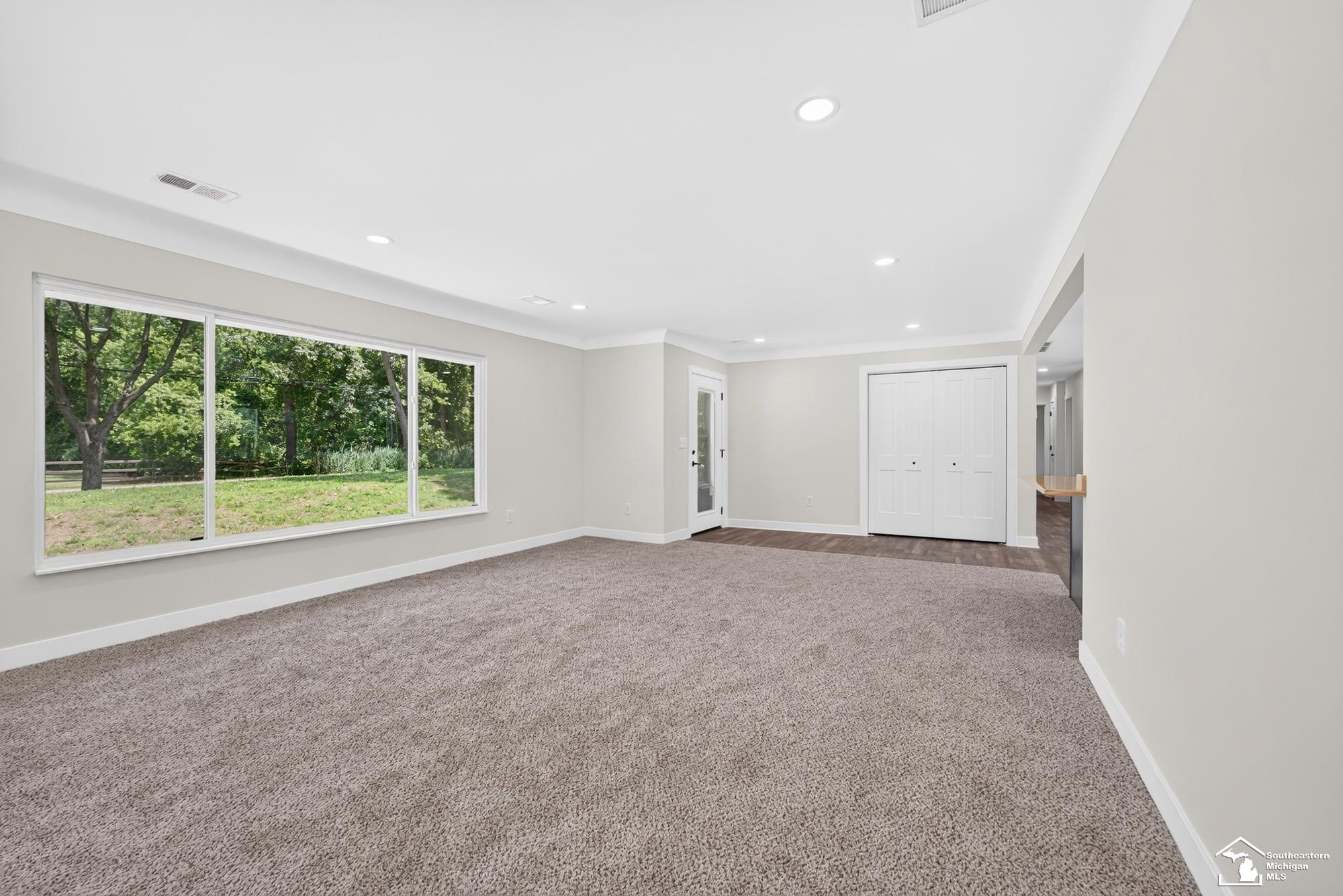 29055 Bredow Avenue Property Photo 5