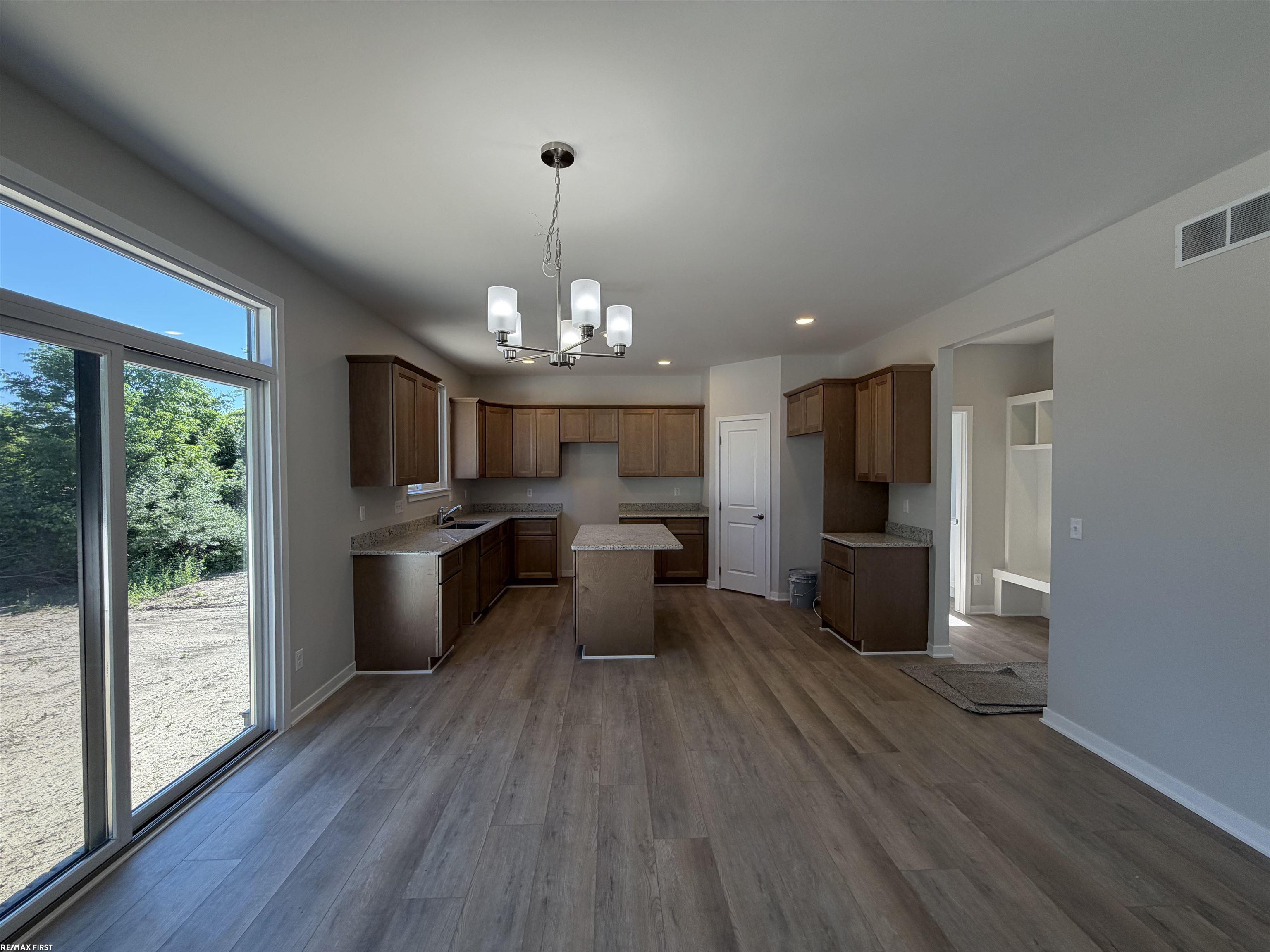 30343 Weathervane Woods Drive Property Photo 6
