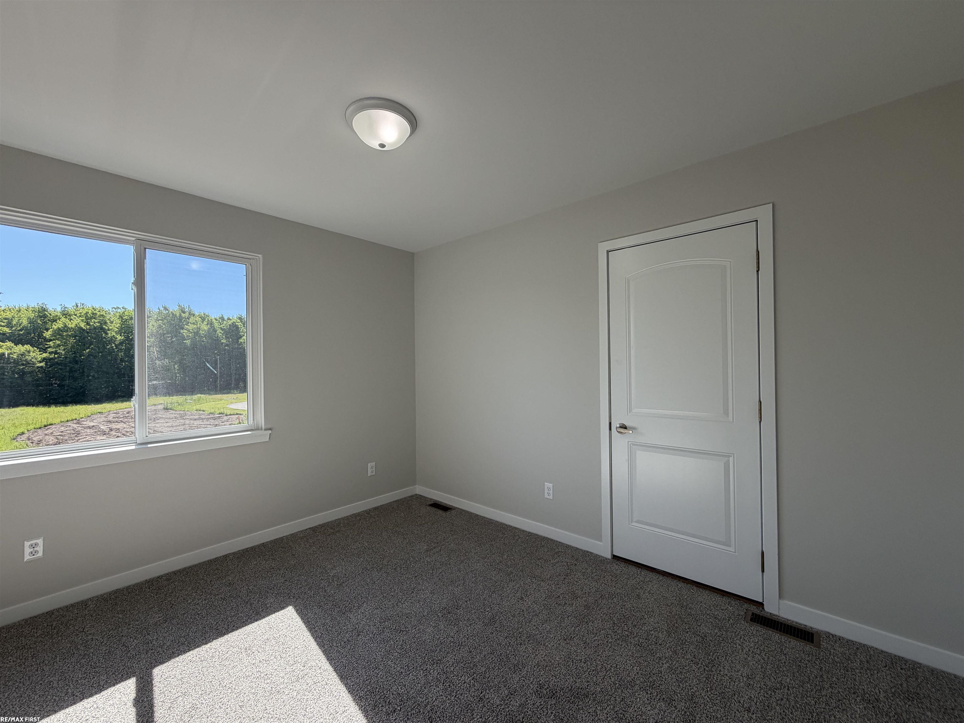 30343 Weathervane Woods Drive Property Photo 18