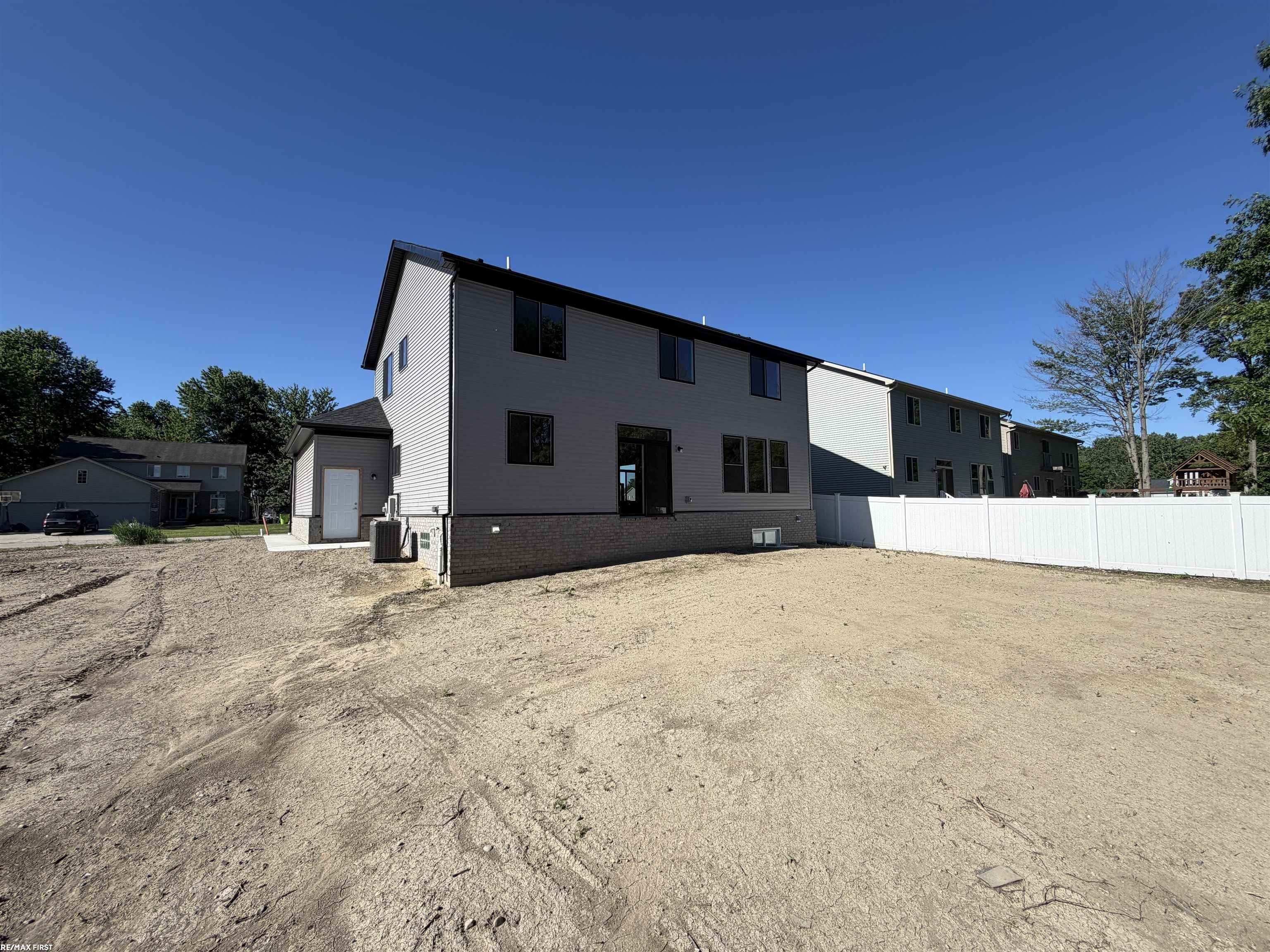30343 Weathervane Woods Drive Property Photo 36