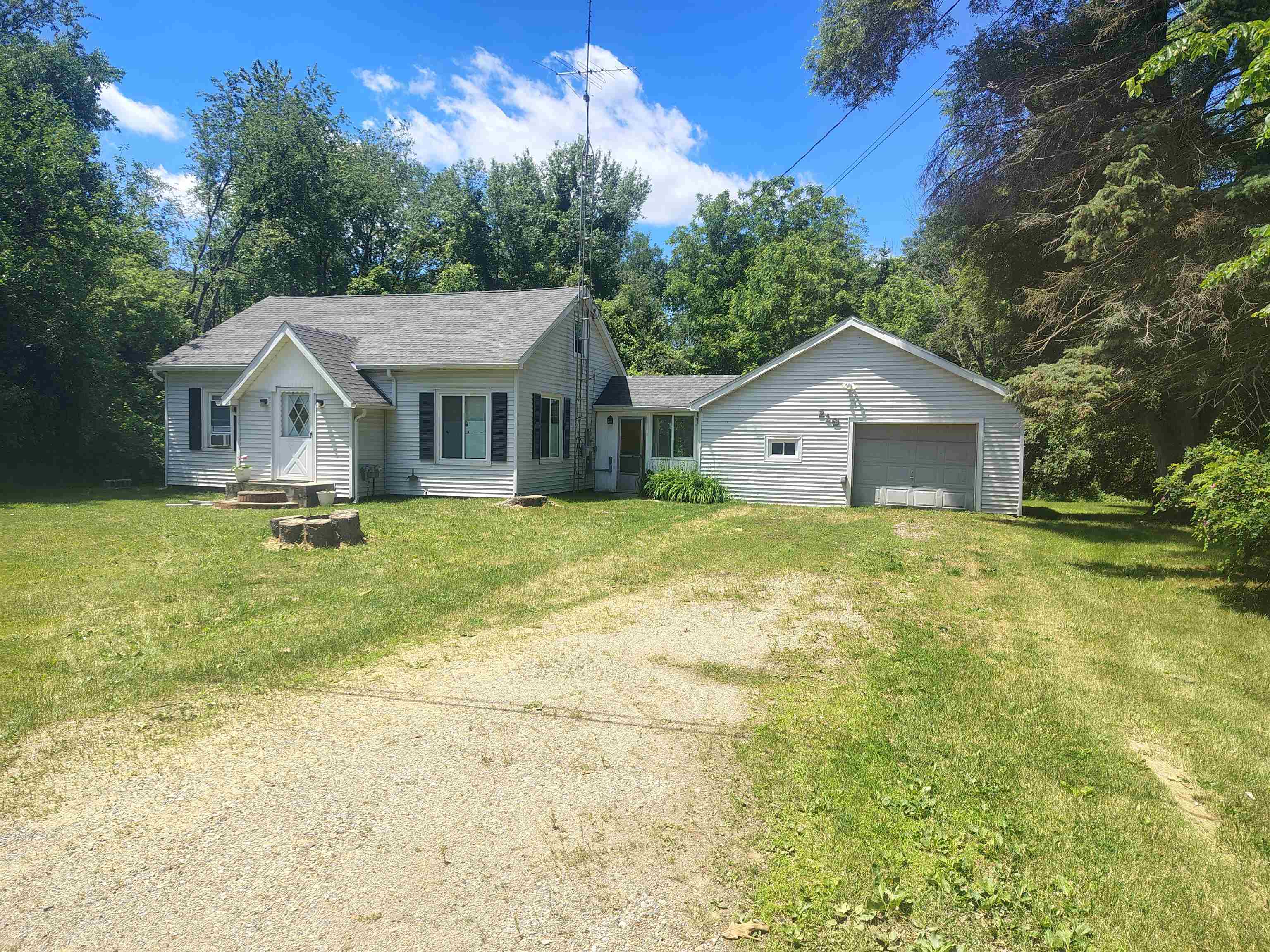 210 Doepker Road Property Photo 2