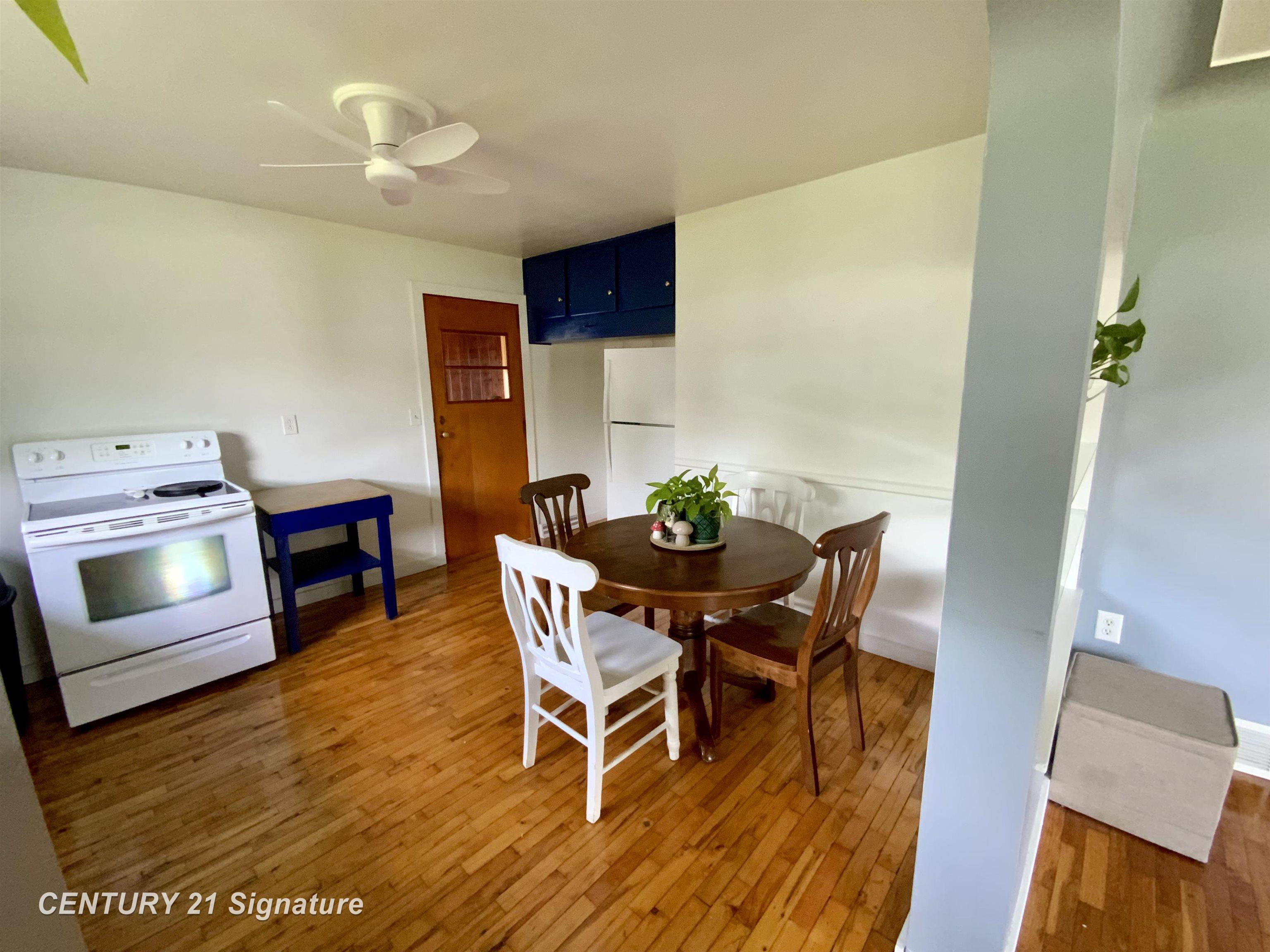 4136 Hackberry Road Property Photo 6