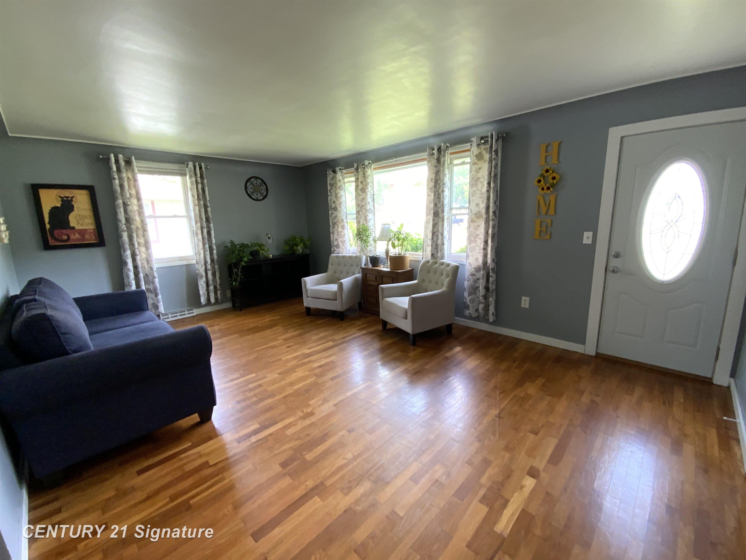 4136 Hackberry Road Property Photo 8