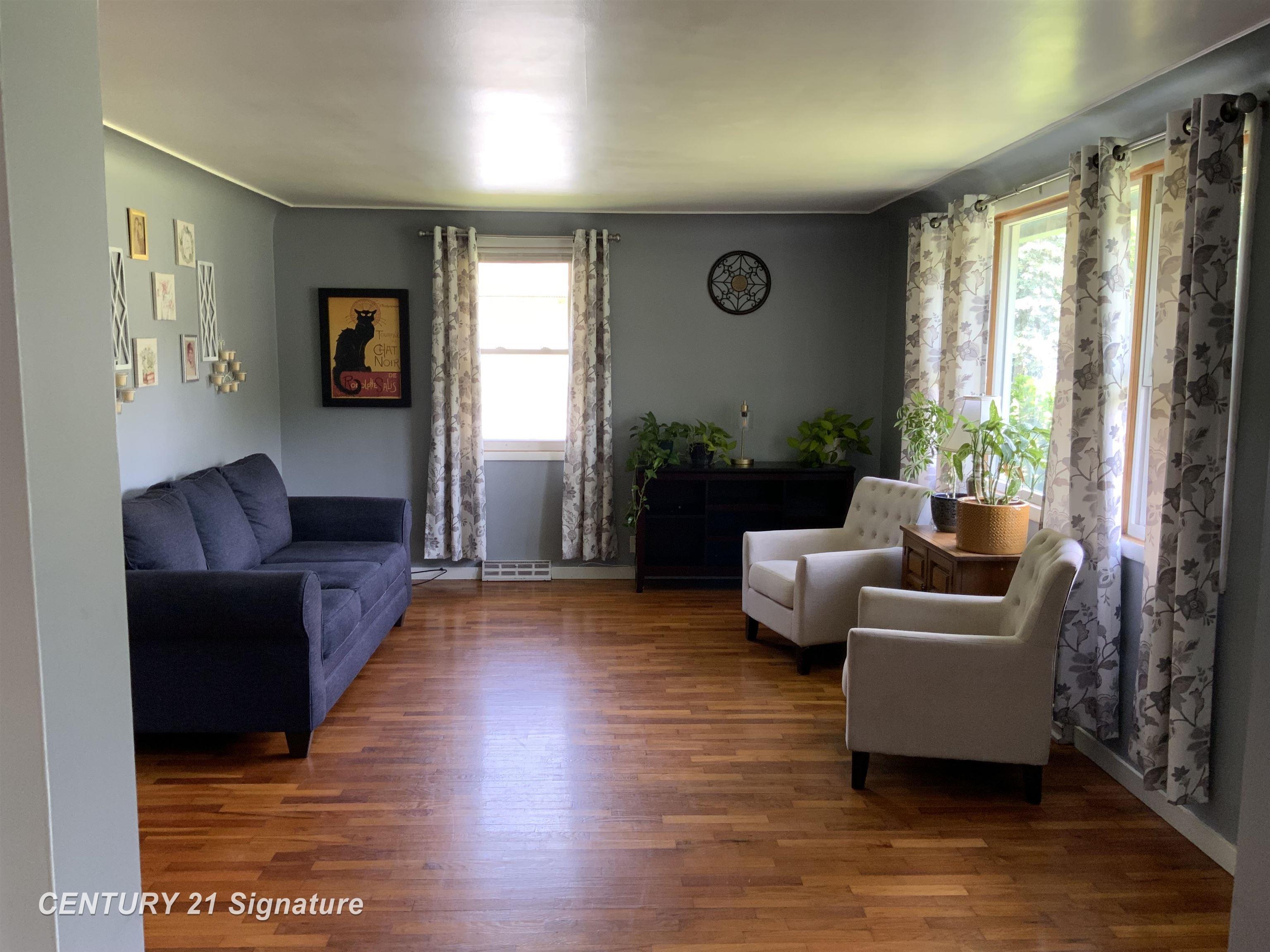 4136 Hackberry Road Property Photo 9