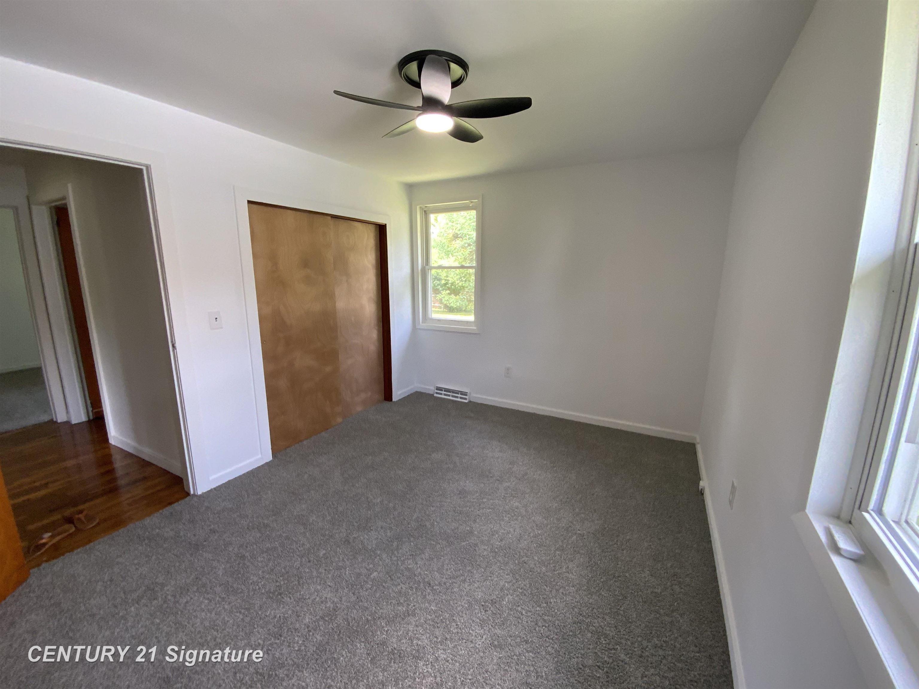 4136 Hackberry Road Property Photo 12