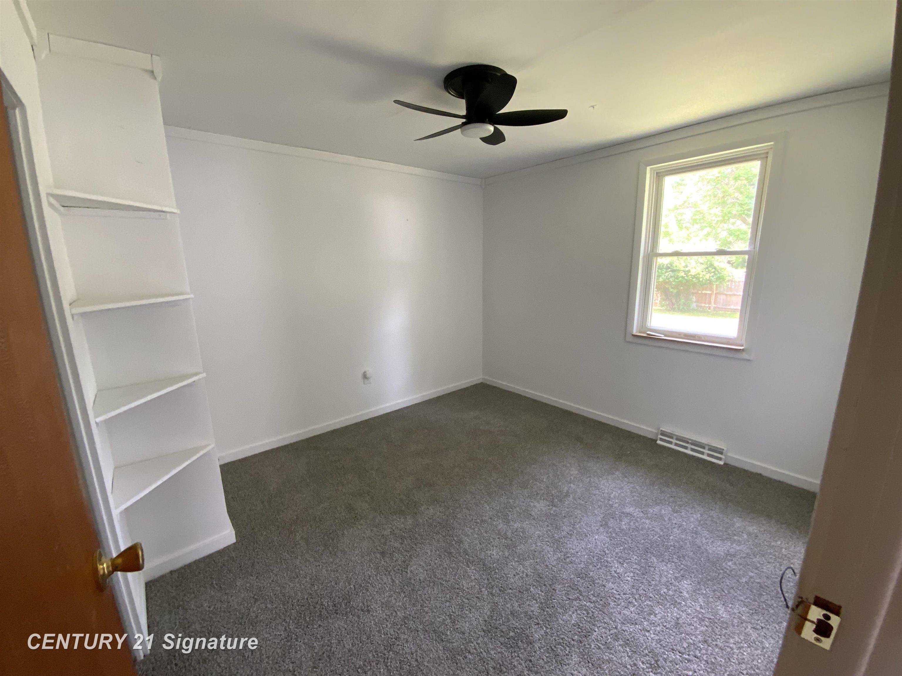 4136 Hackberry Road Property Photo 14