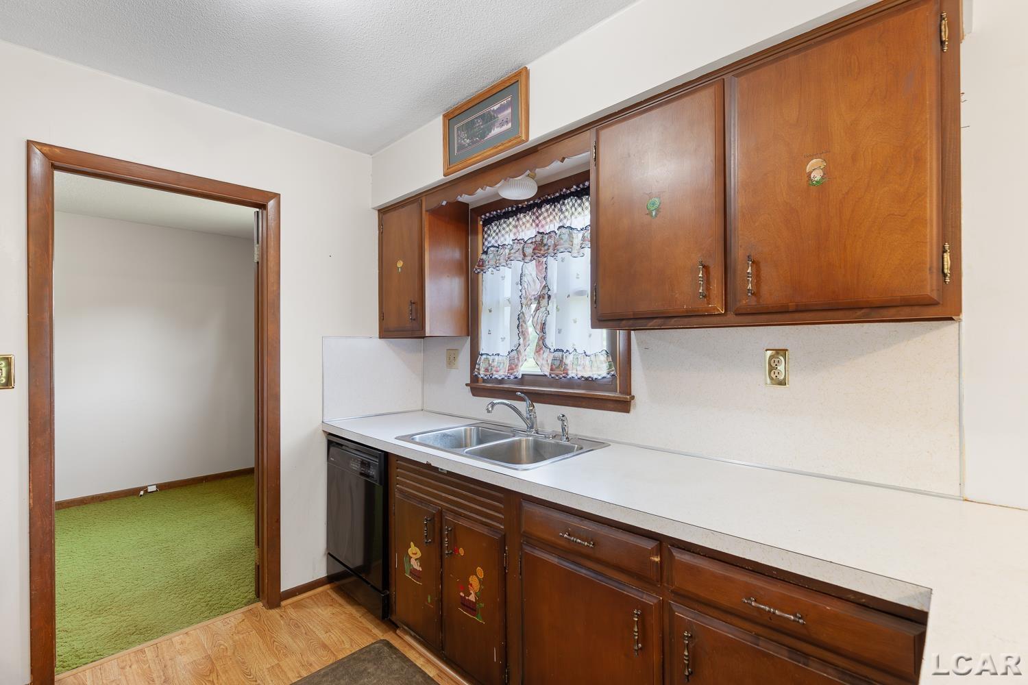 9473 Britton Highway Property Photo 15